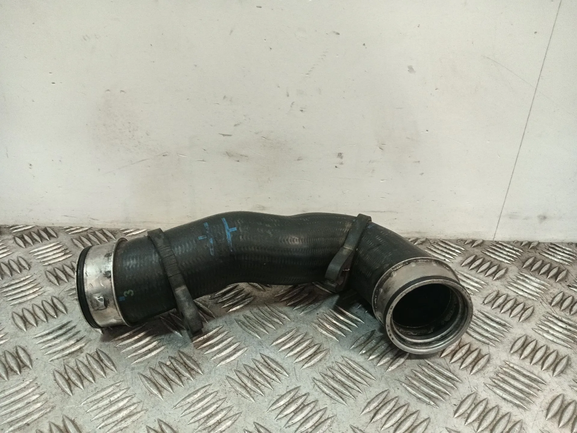 Tubo para Volkswagen Golf Iv (1J1)