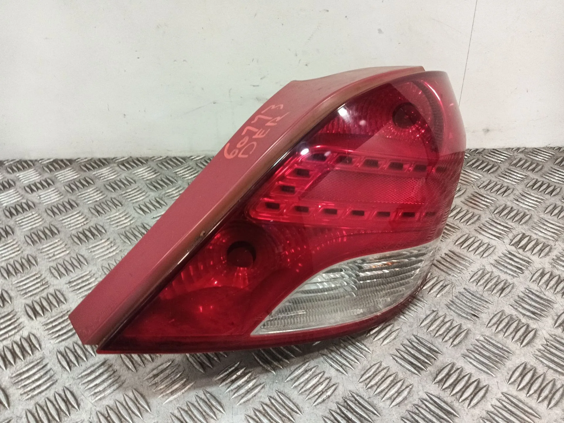 Piloto Trasero Derecho para Peugeot 207/207+ (Wa_, Wc_)