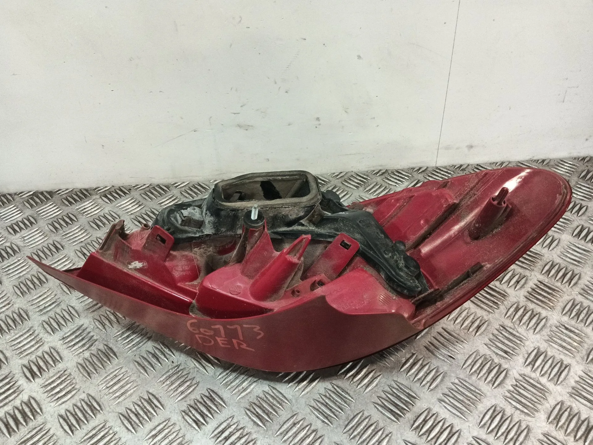 Piloto Trasero Derecho para Peugeot 207/207+ (Wa_, Wc_)