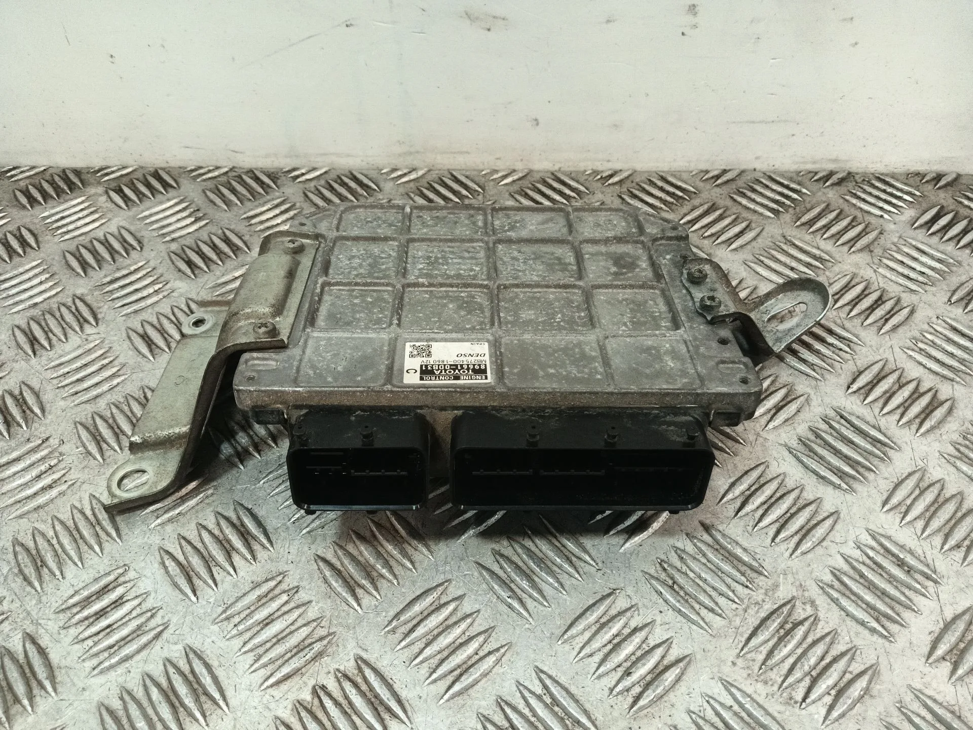 Centralita Motor Uce para Toyota Yaris