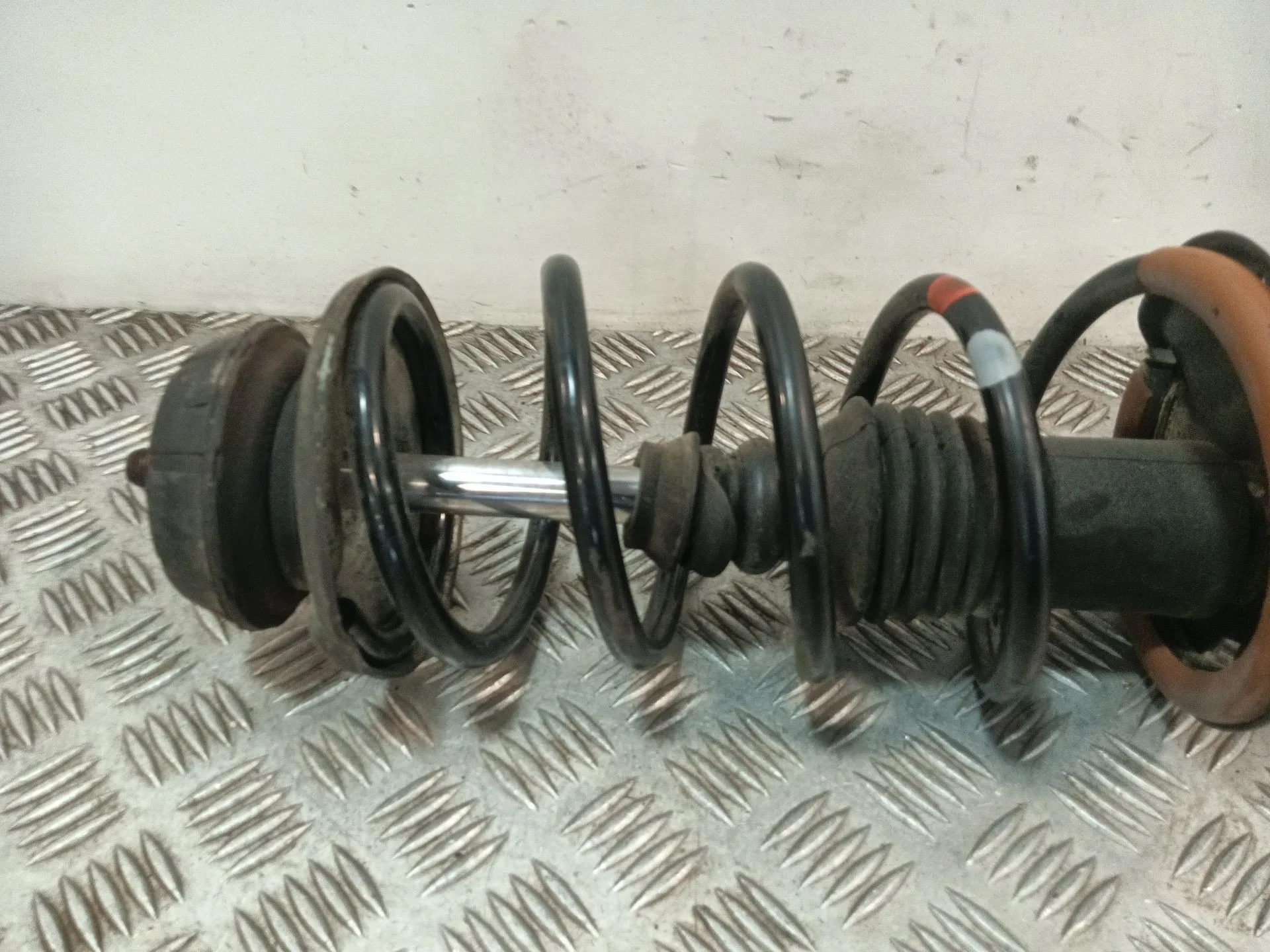 Amortiguador Delantero Derecho para Dacia Duster
