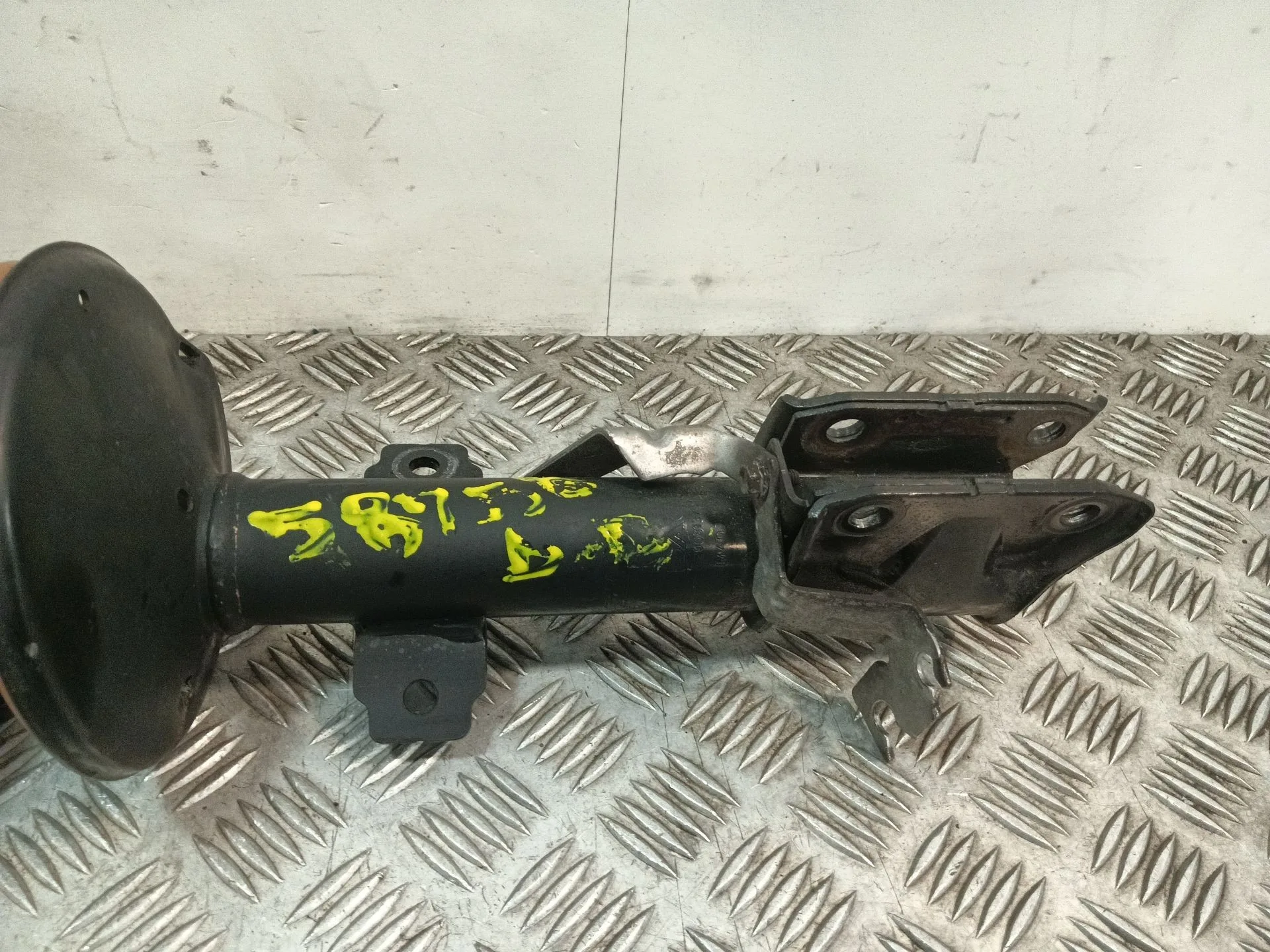 Amortiguador Delantero Derecho para Dacia Duster