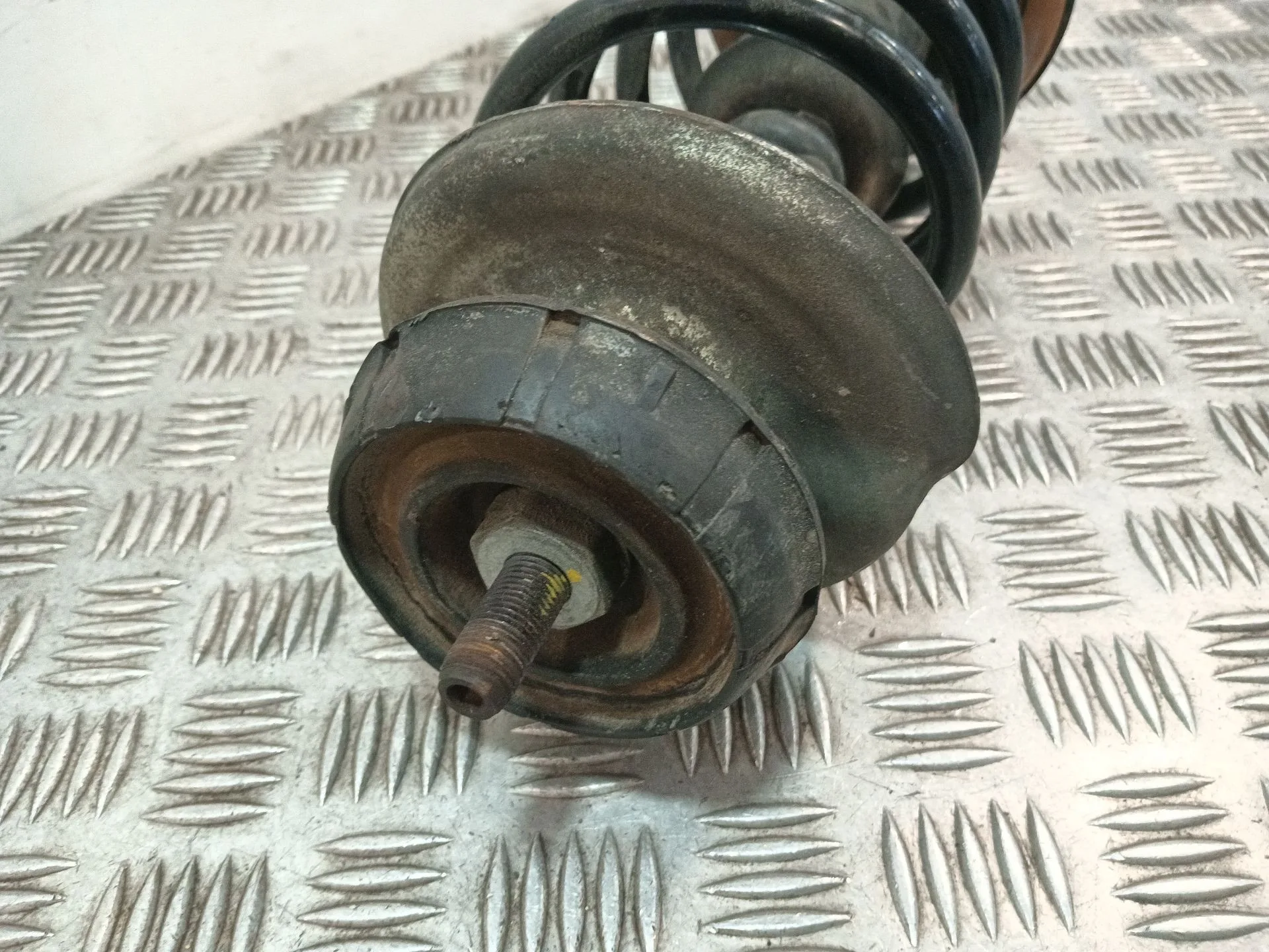 Amortiguador Delantero Derecho para Dacia Duster