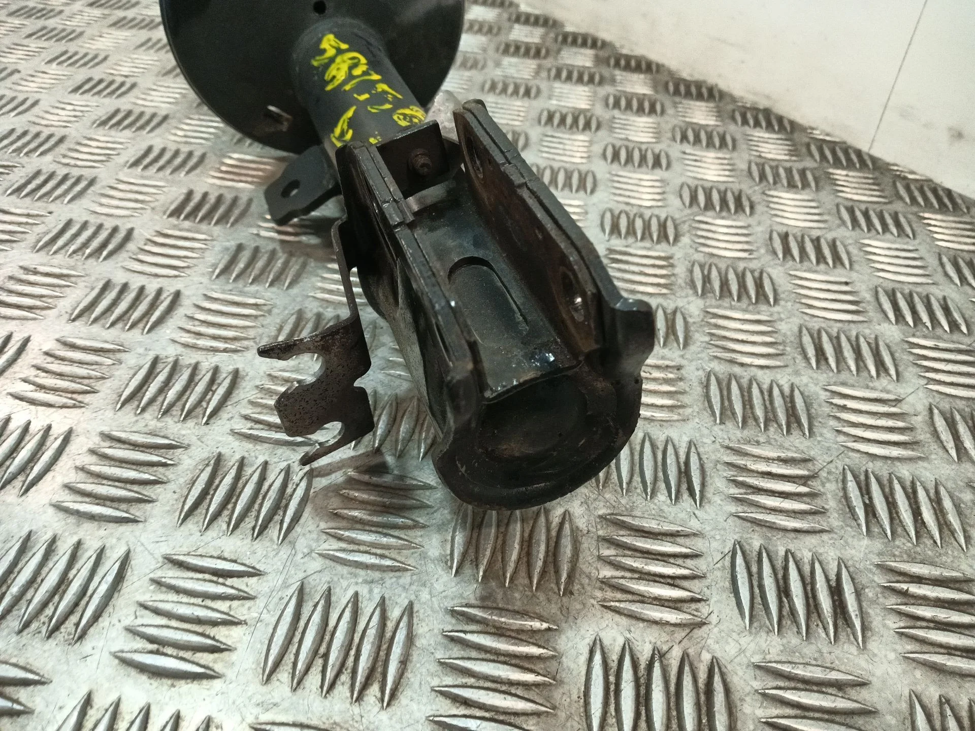 Amortiguador Delantero Derecho para Dacia Duster