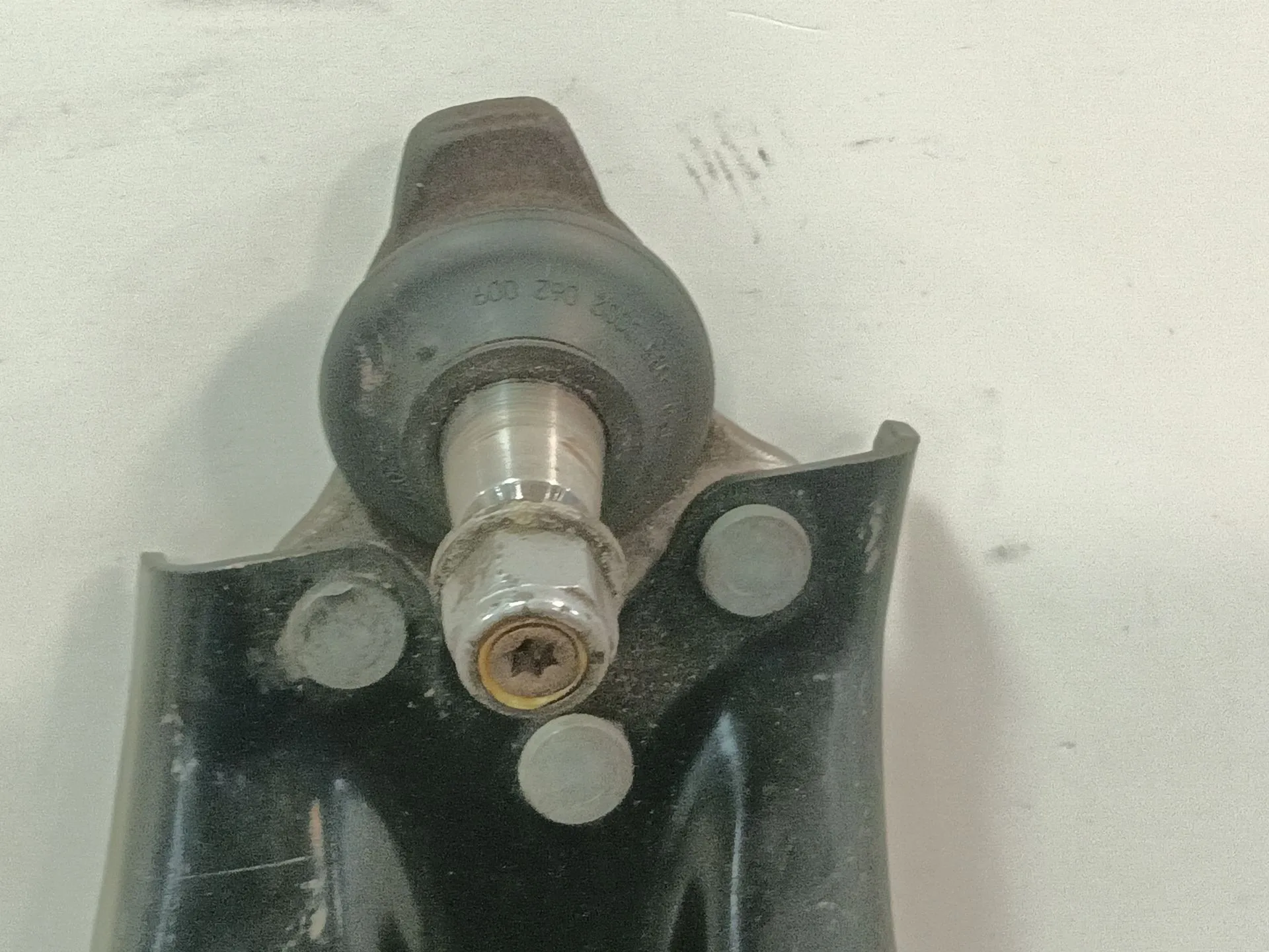 Brazo Suspension Inferior Delantero Izquierdo para Dacia Duster