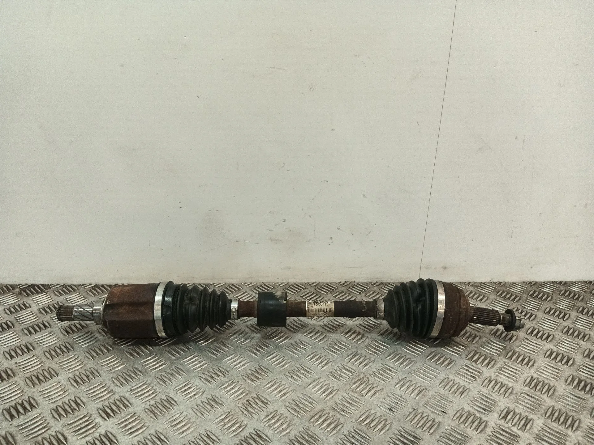 Transmision Delantera Izquierda para Dacia Duster