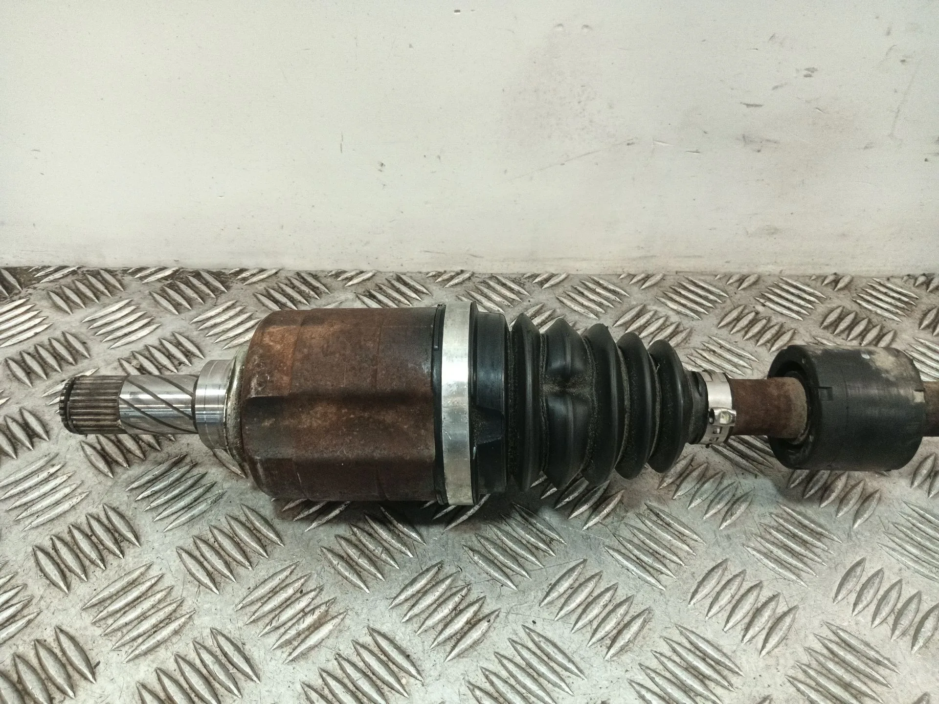 Transmision Delantera Izquierda para Dacia Duster
