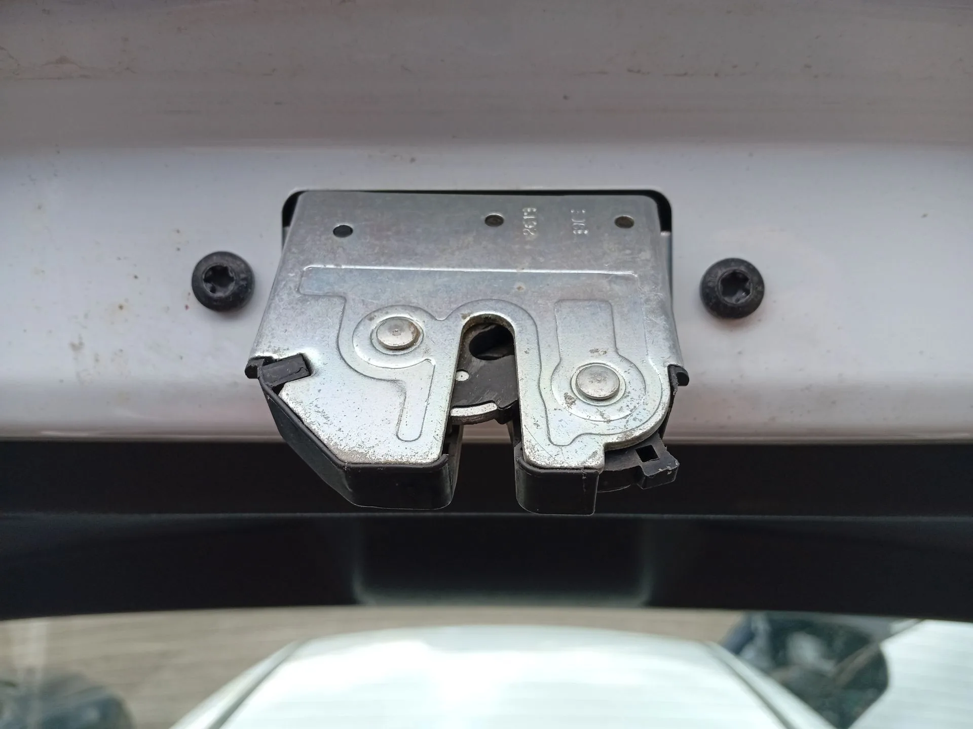 Cerradura Maletero / Porton para Opel Corsa D (S07)