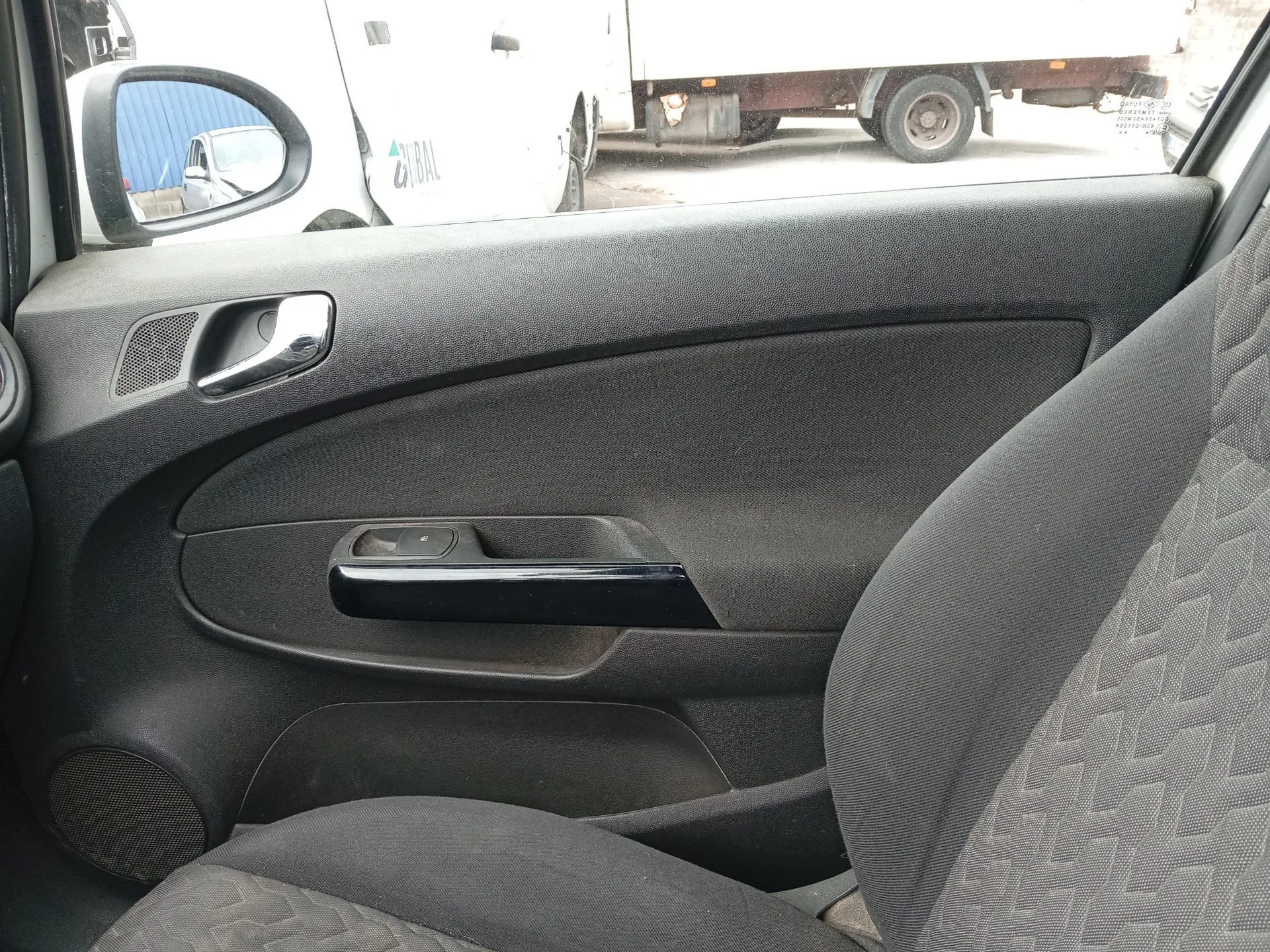 Guarnecido Puerta Delantera Derecha para Opel Corsa D (S07)