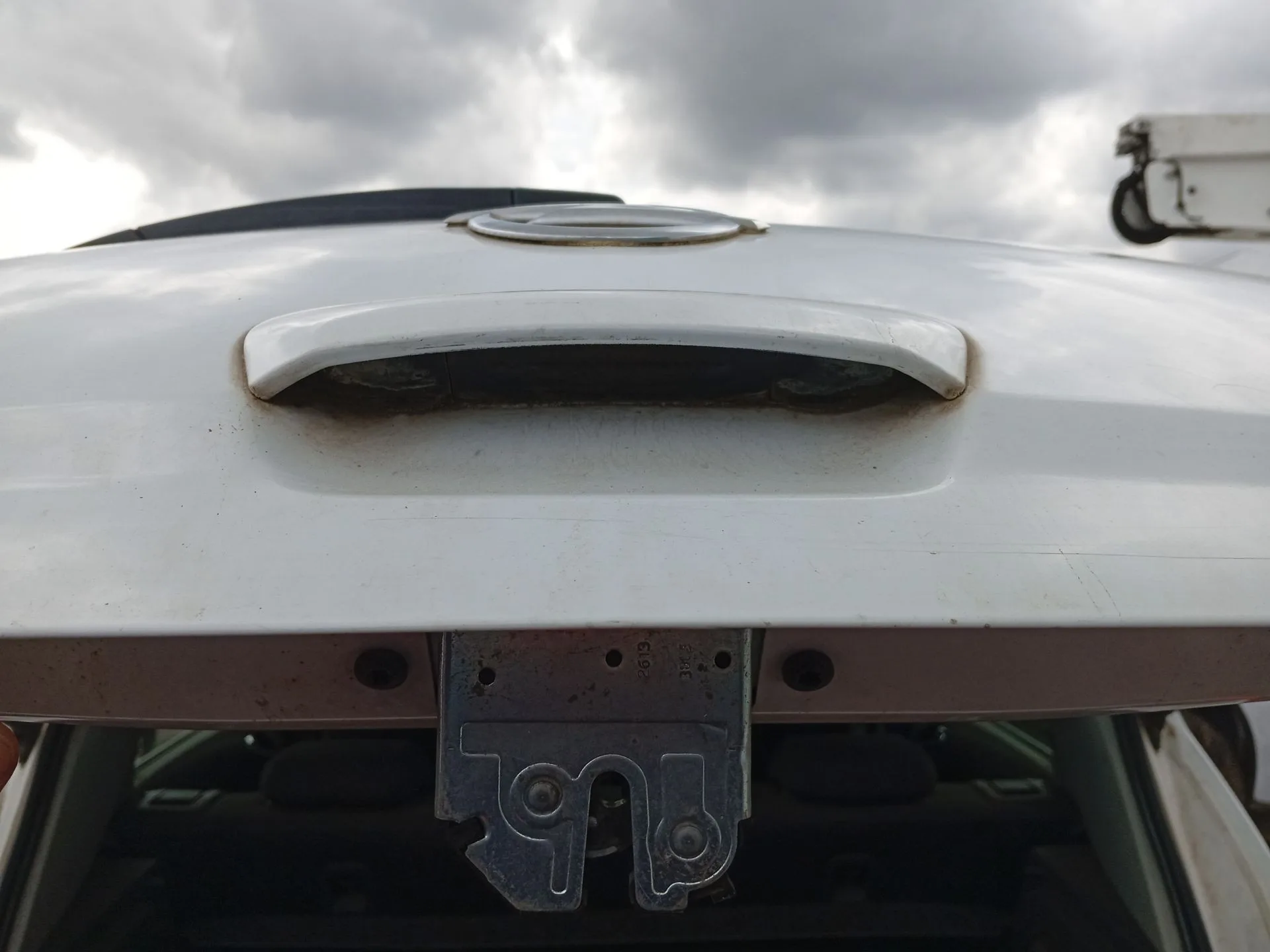 Maneta Exterior Porton para Opel Corsa D (S07)