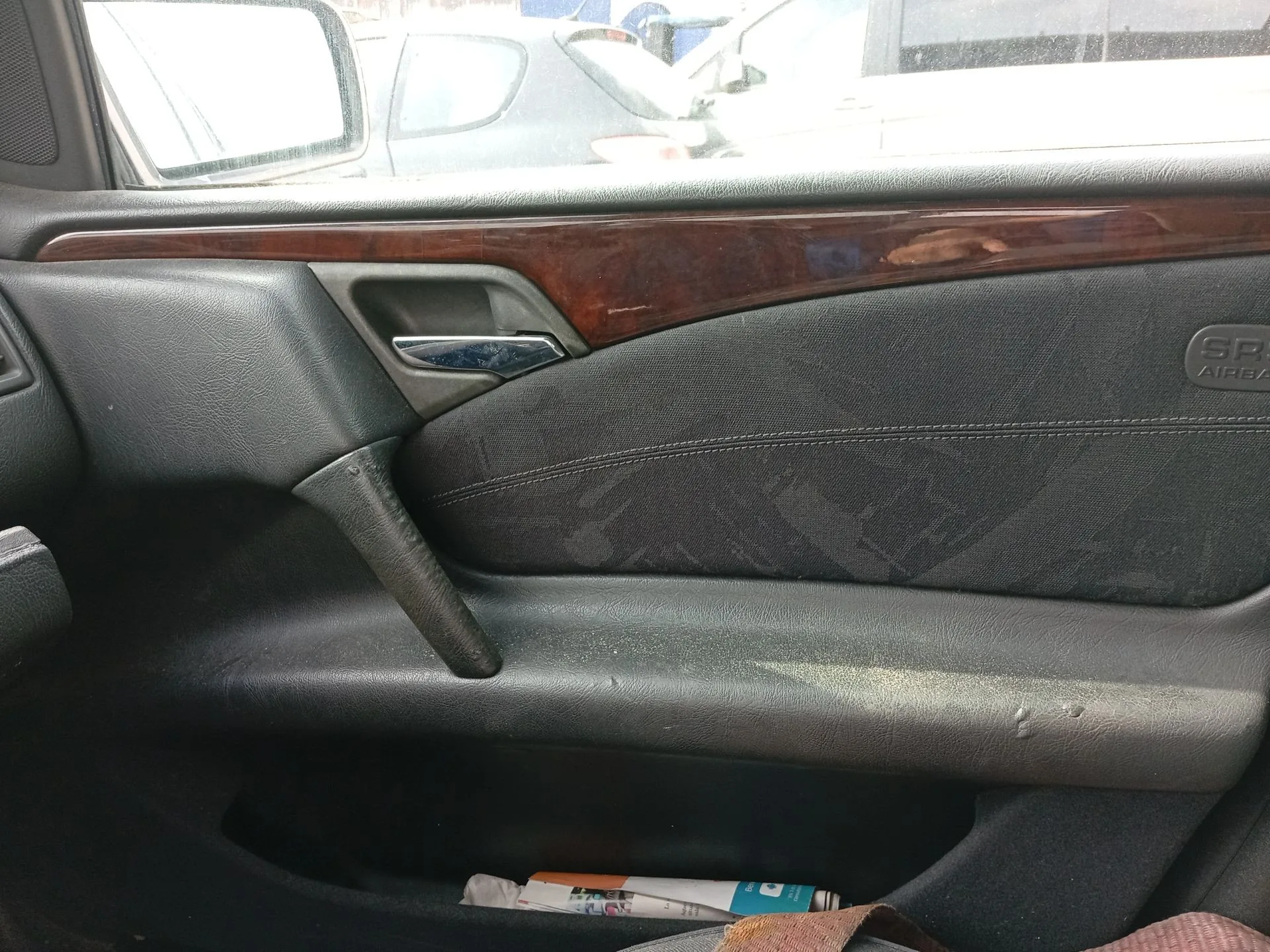 Guarnecido Puerta Delantera Derecha para Mercedes-Benz Clase E (W210)