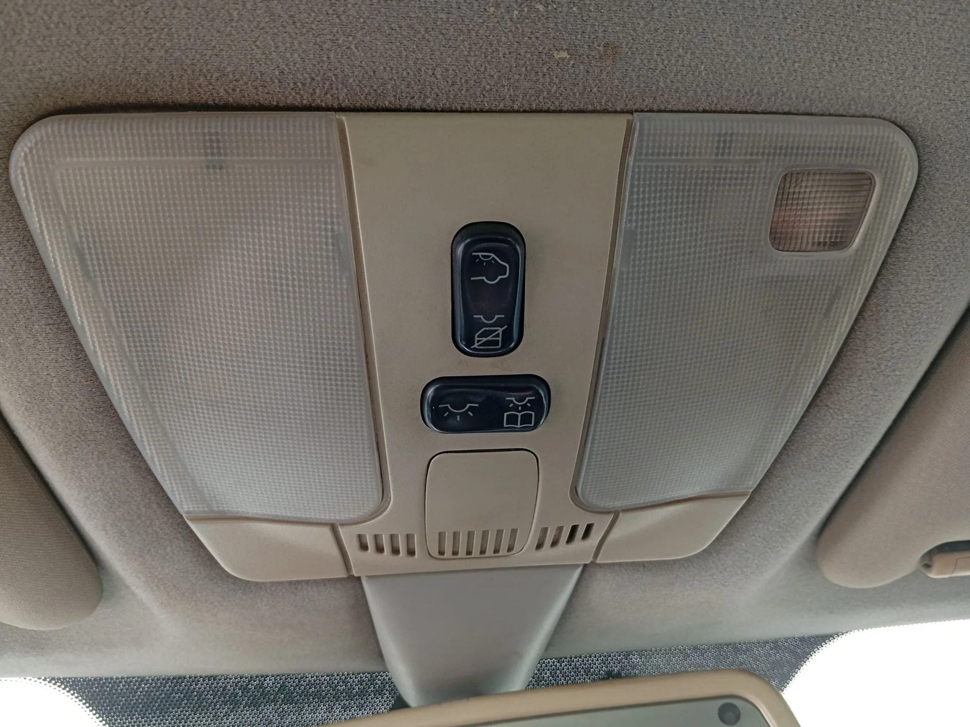 Luz Interior para Mercedes-Benz Clase E (W210)