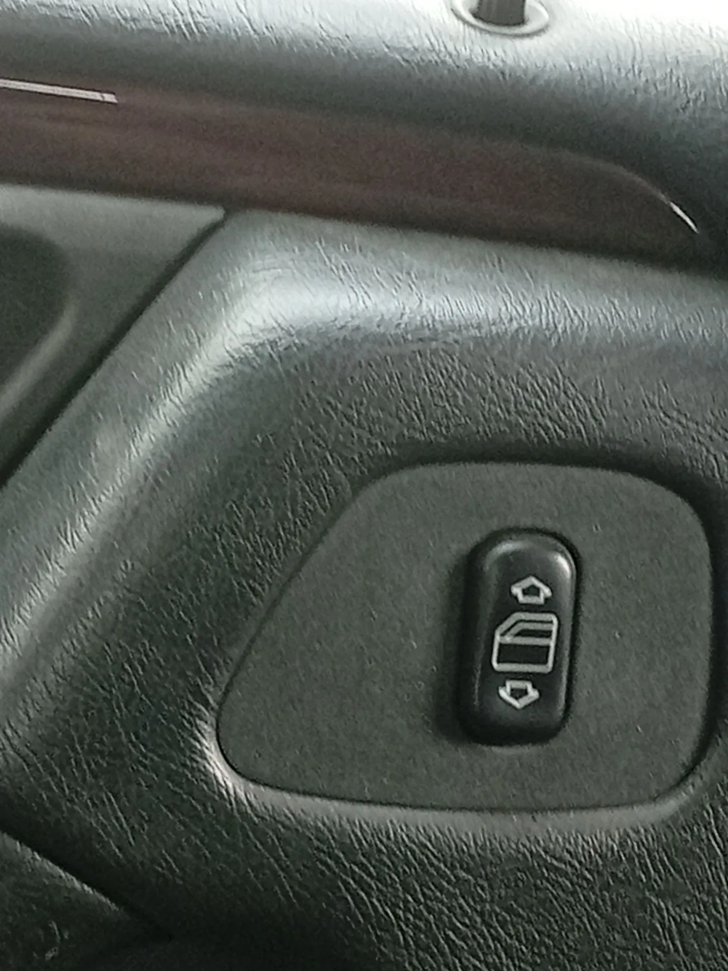 Mando Elevalunas Trasero Izquierdo para Mercedes-Benz Clase E (W210)