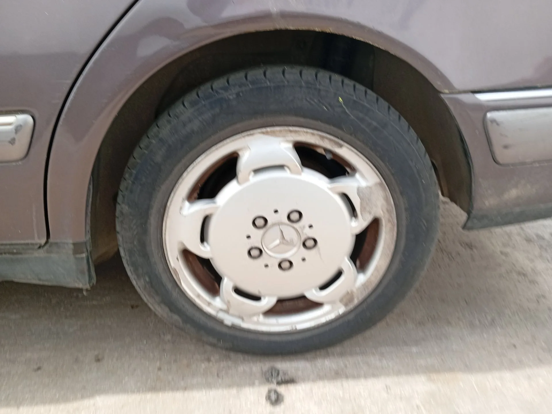Paso De Rueda Trasero Izquierdo para Mercedes-Benz Clase E (W210)