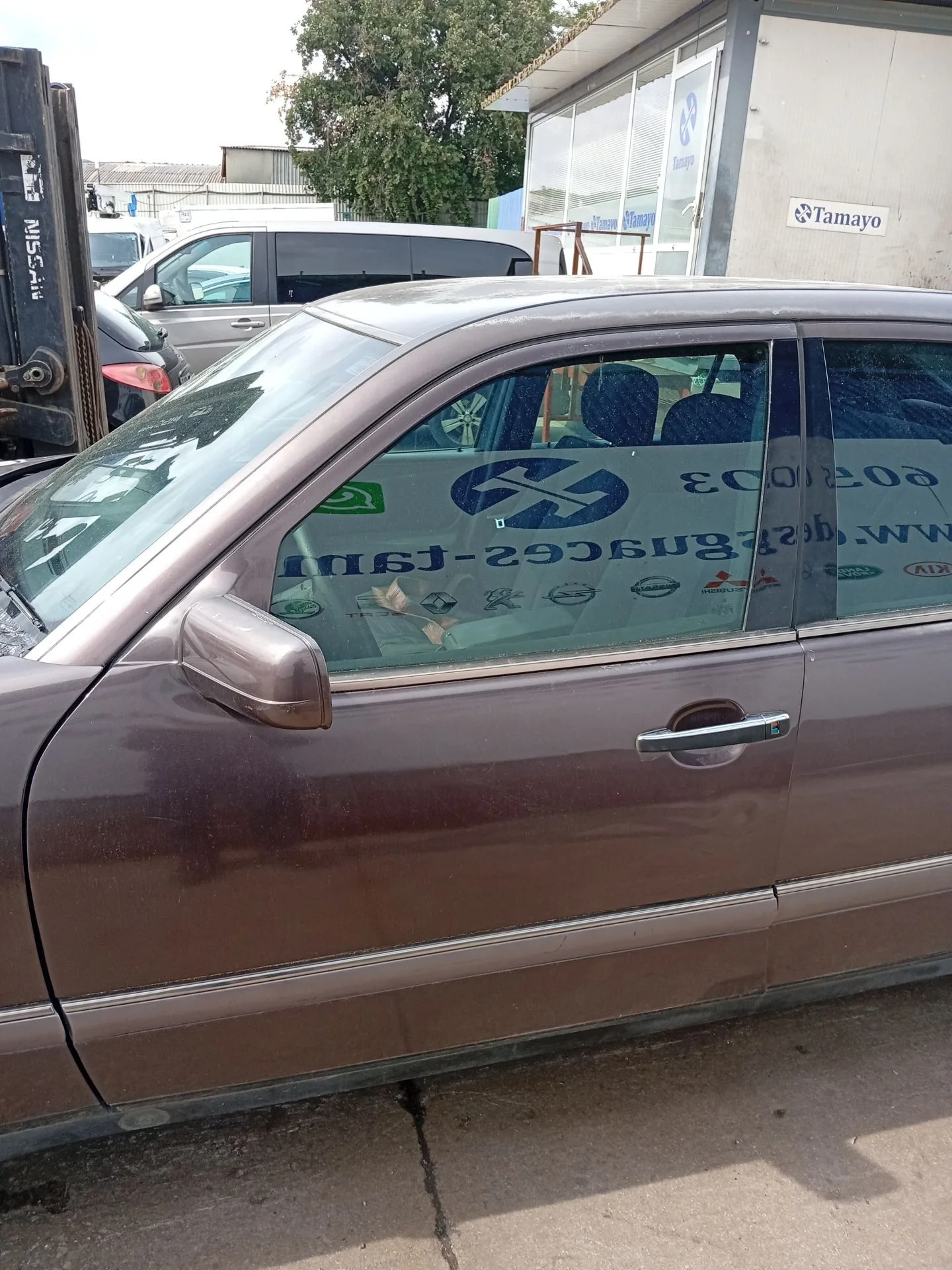 Puerta Delantera Izquierda para Mercedes-Benz Clase E (W210)