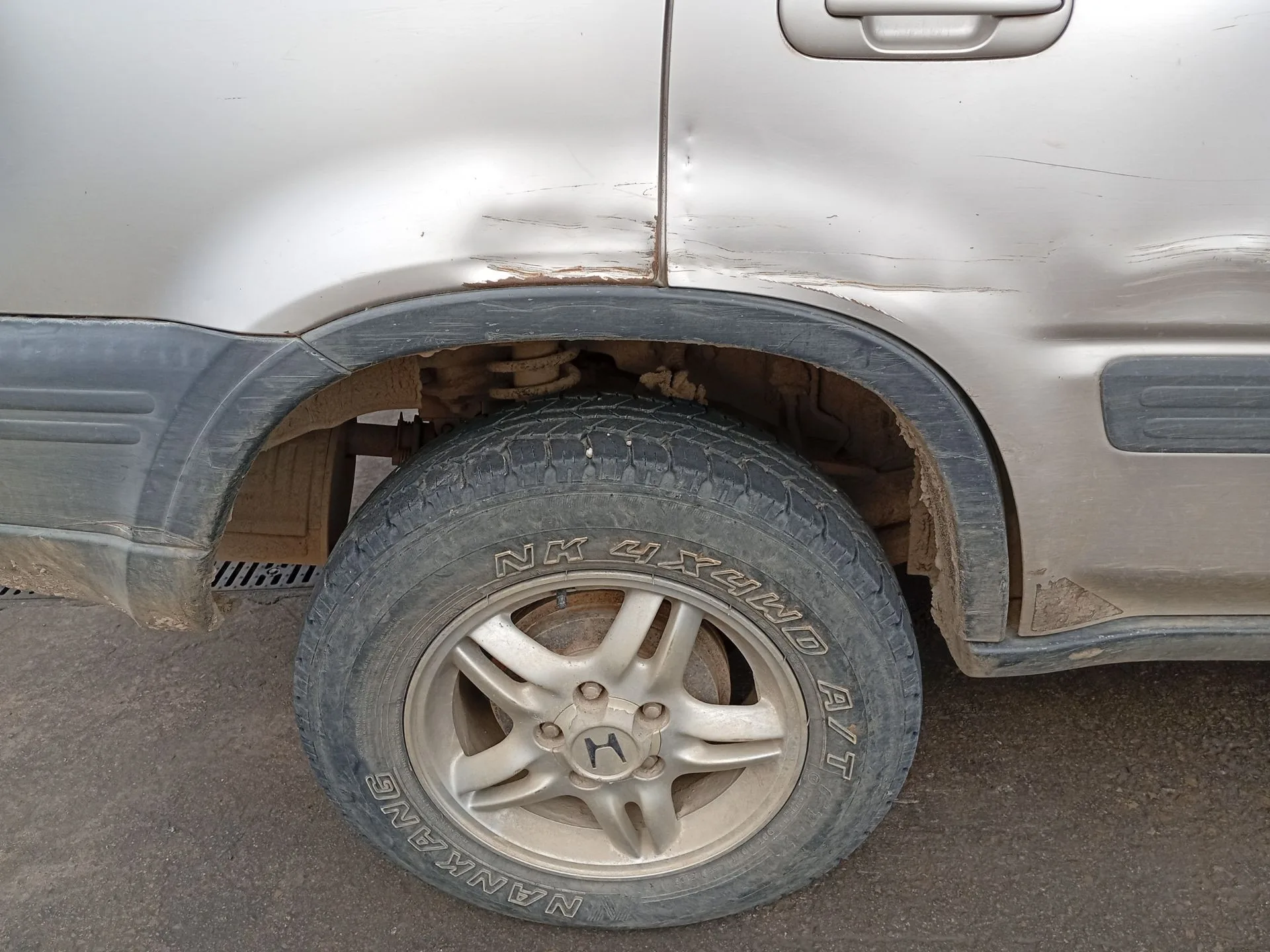 Aletin Trasero Derecho para Honda Cr-V I (Rd)