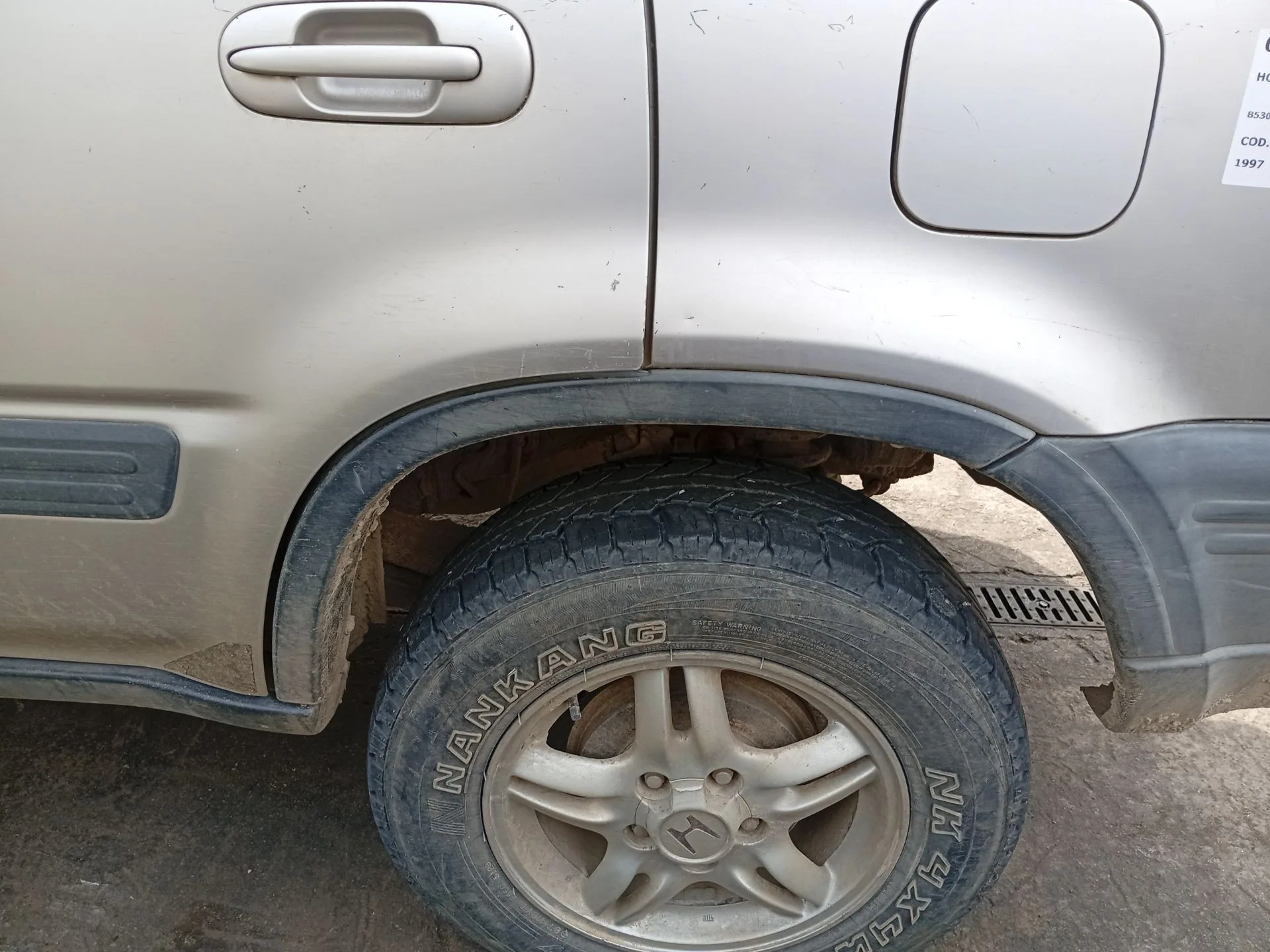 Aletin Trasero Izquierdo para Honda Cr-V I (Rd)