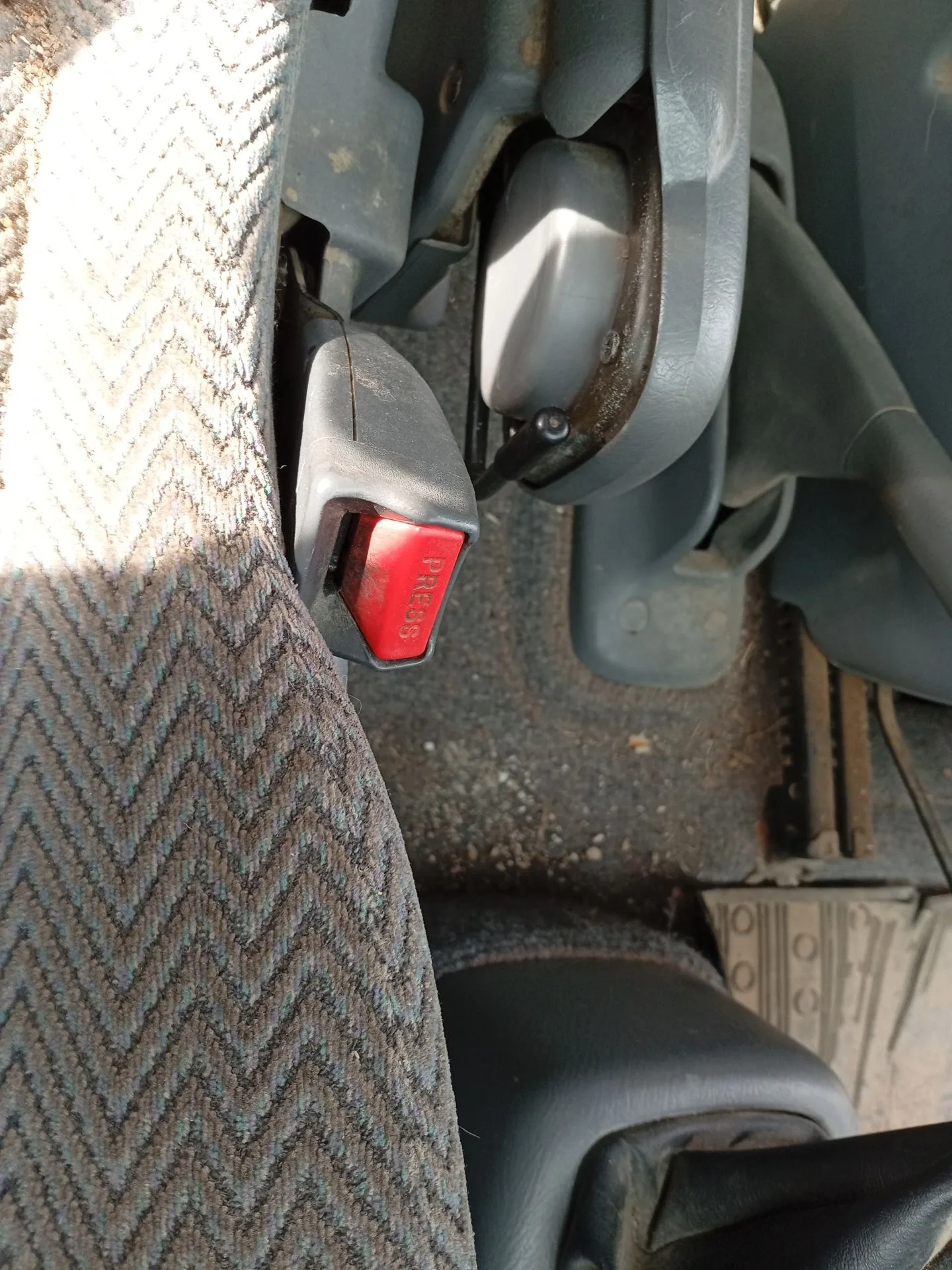 Enganche Cinturon Delantero Derecho para Honda Cr-V I (Rd)