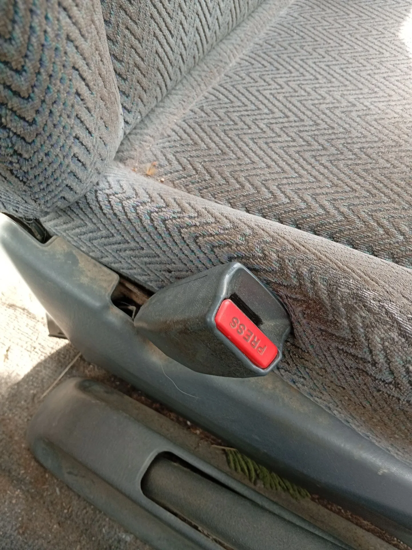 Enganche Cinturon Delantero Izquierdo para Honda Cr-V I (Rd)