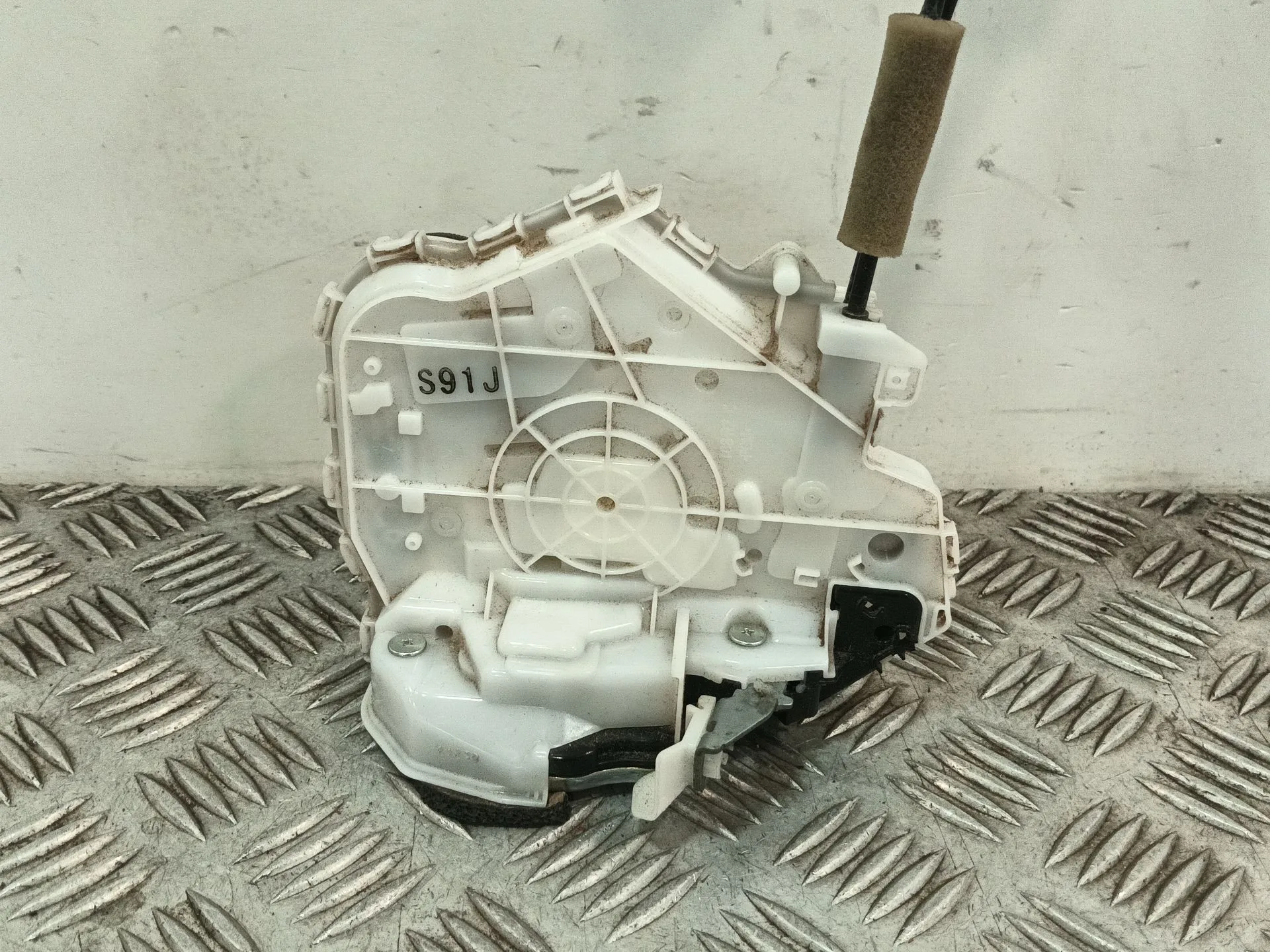 Cerradura Puerta Delantera Derecha para Mazda 3 Berlina (Bp)