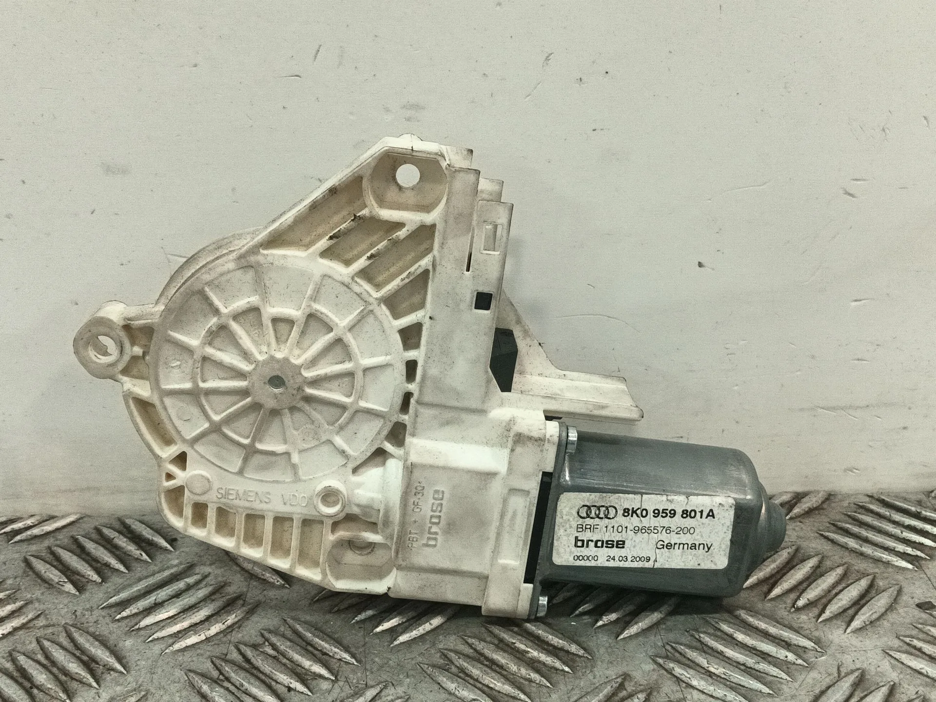 Motor Elevalunas Delantero Izquierdo para Audi A4 Allroad Quattro (8K)