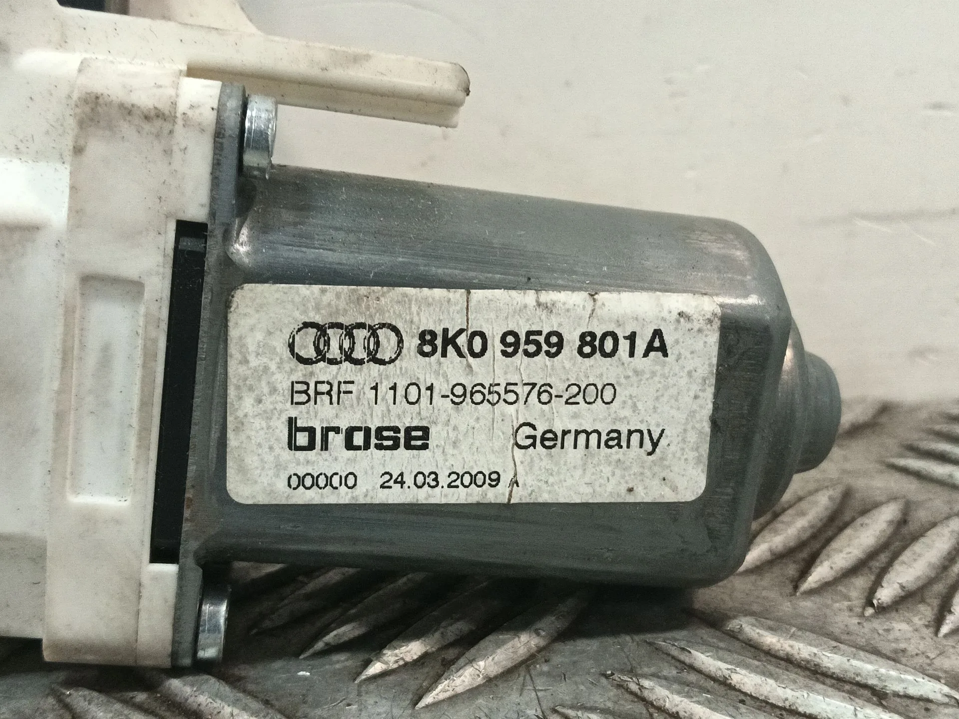 Motor Elevalunas Delantero Izquierdo para Audi A4 Allroad Quattro (8K)