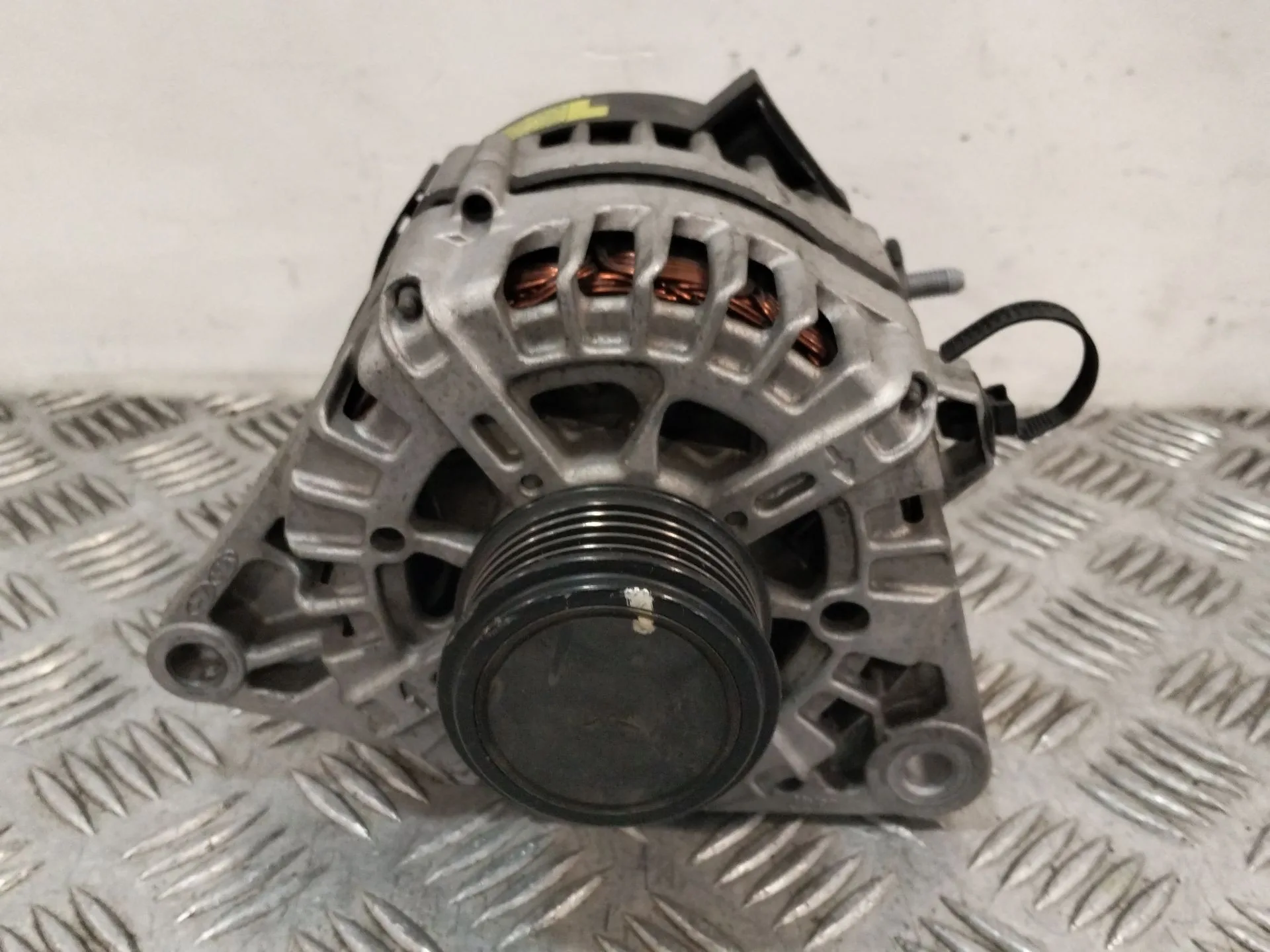 Alternador para Kia Carens Iv