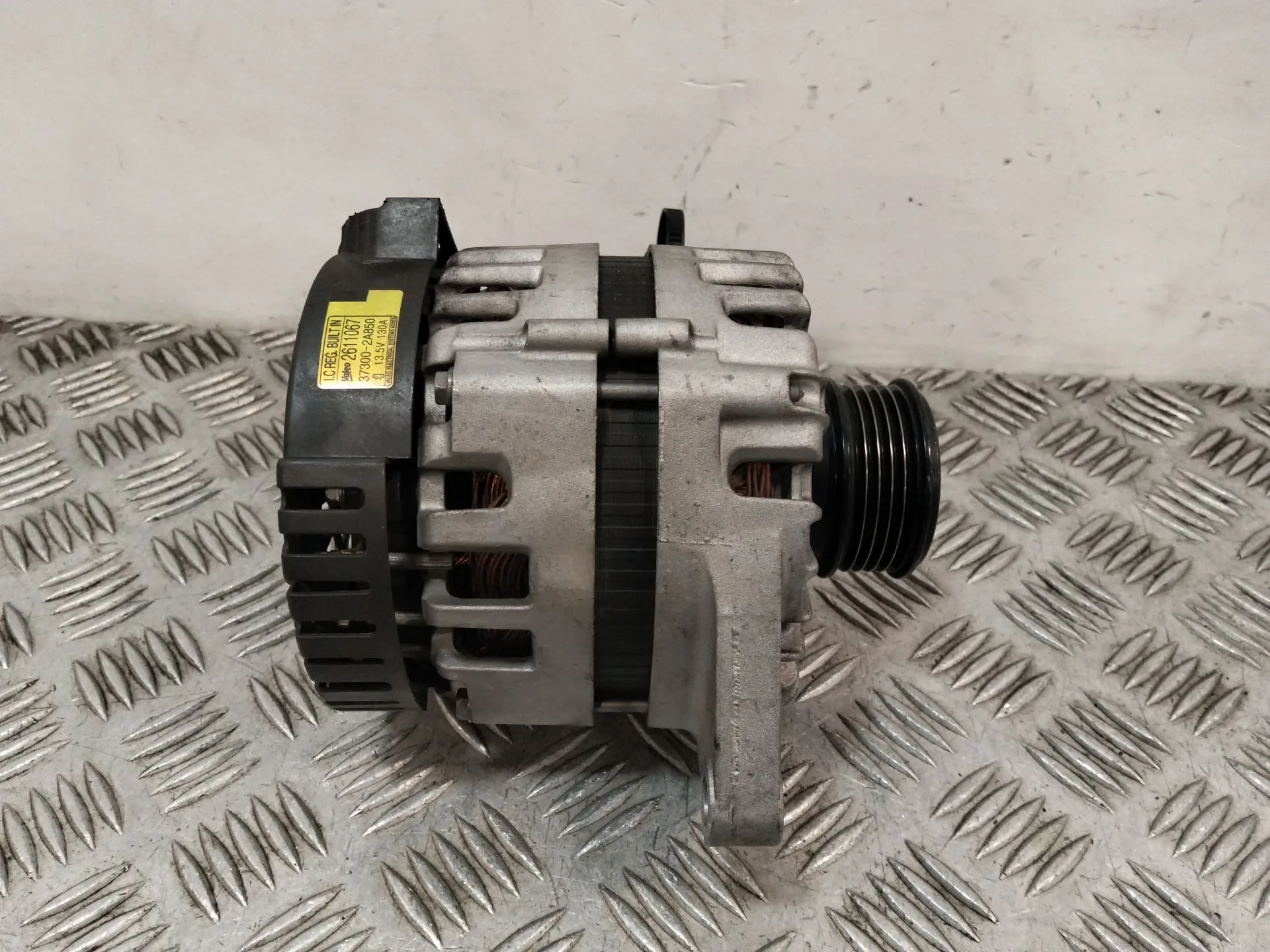 Alternador para Kia Carens Iv