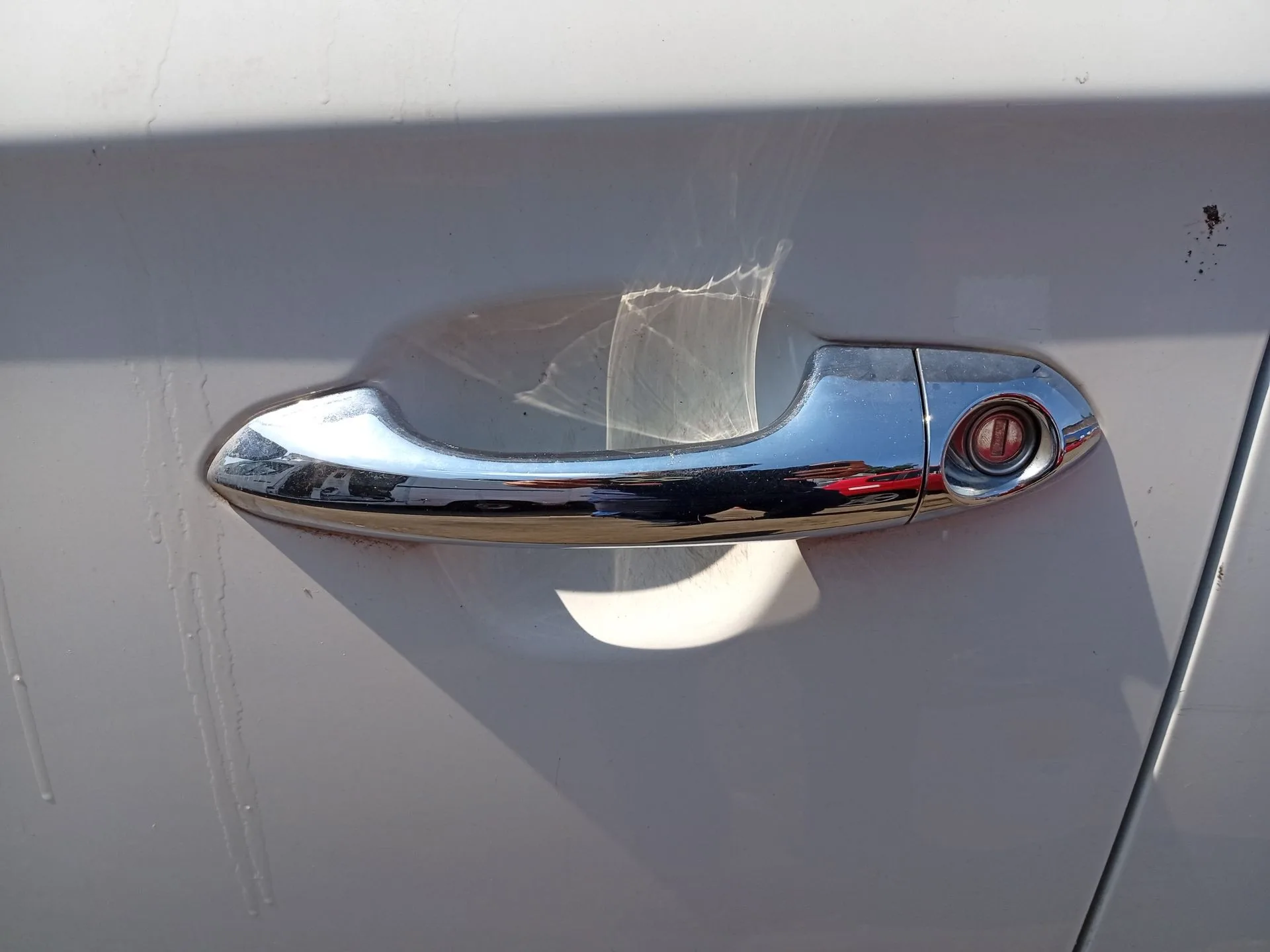 Maneta Exterior Delantera Izquierda para Kia Carens Iv