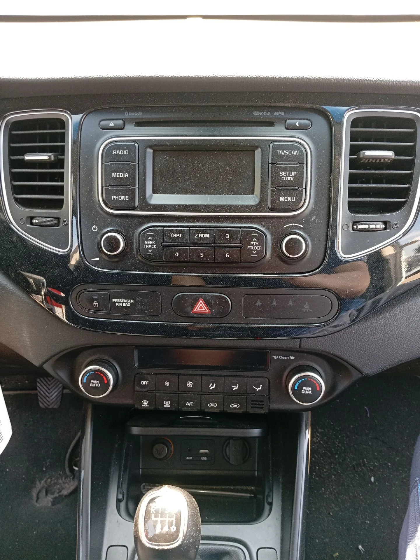 Pantalla / Mando Multifuncion para Kia Carens Iv