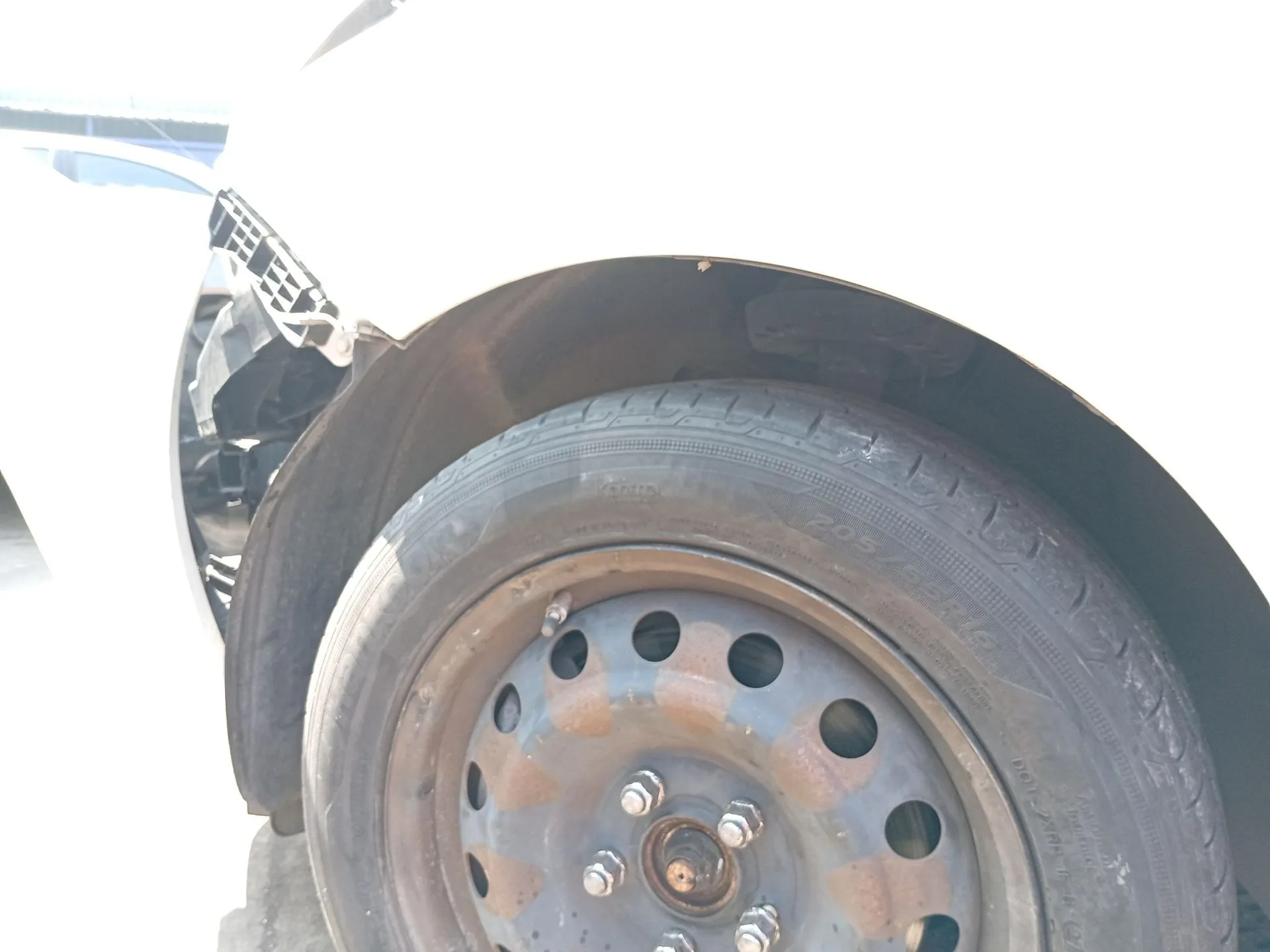 Paso De Rueda Delantero Izquierdo para Kia Carens Iv
