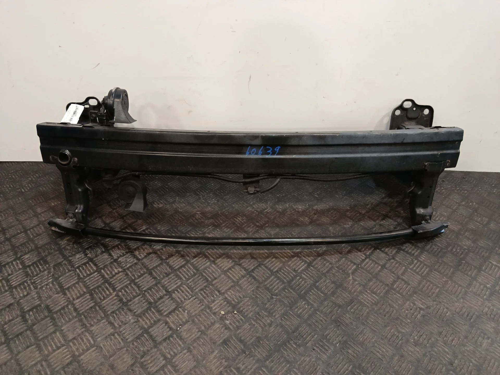 Refuerzo Paragolpes Delantero para Kia Carens Iv