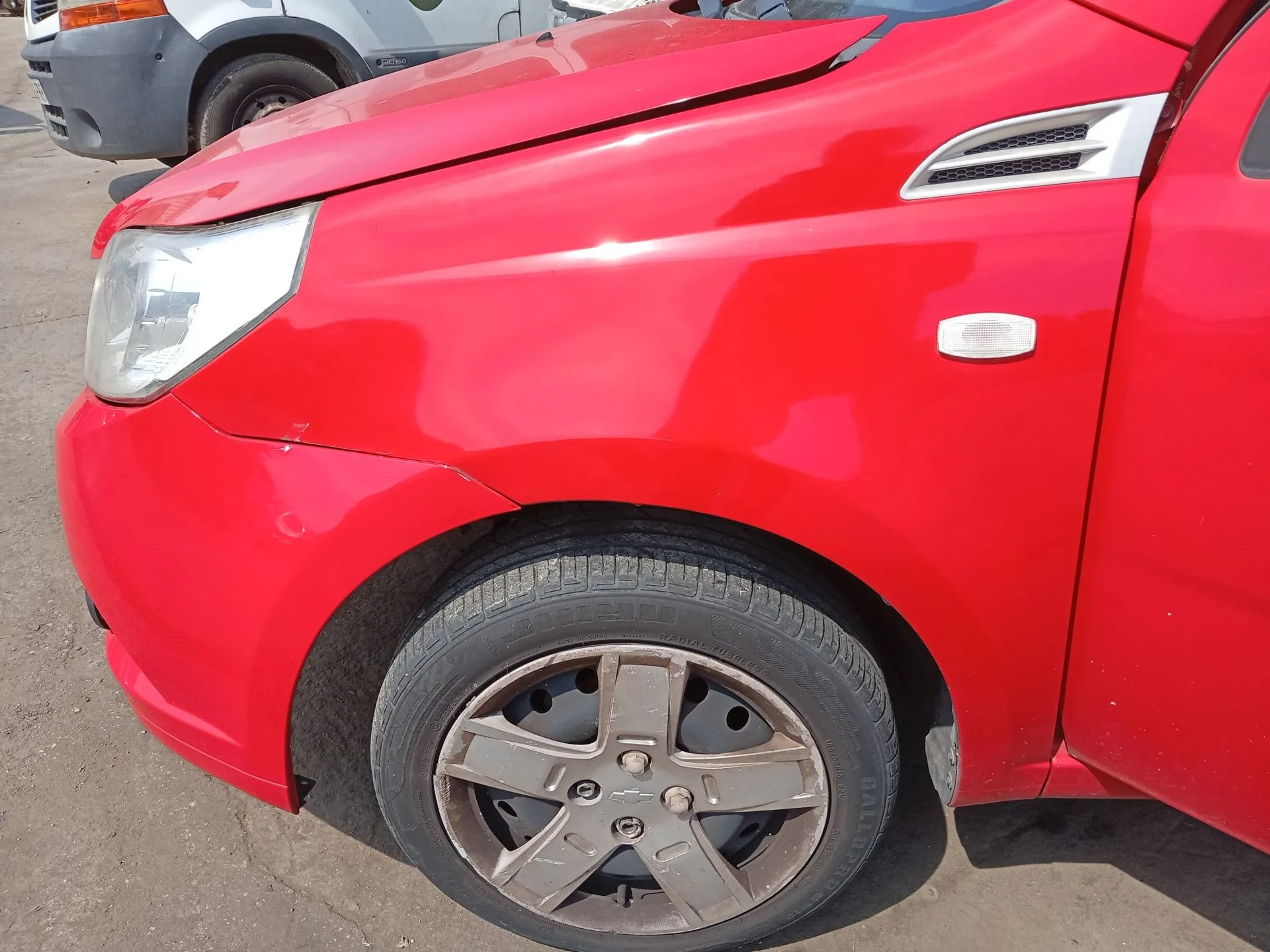 Aleta Delantera Izquierda para Chevrolet Aveo / Kalos Hatchback (T250, T255)