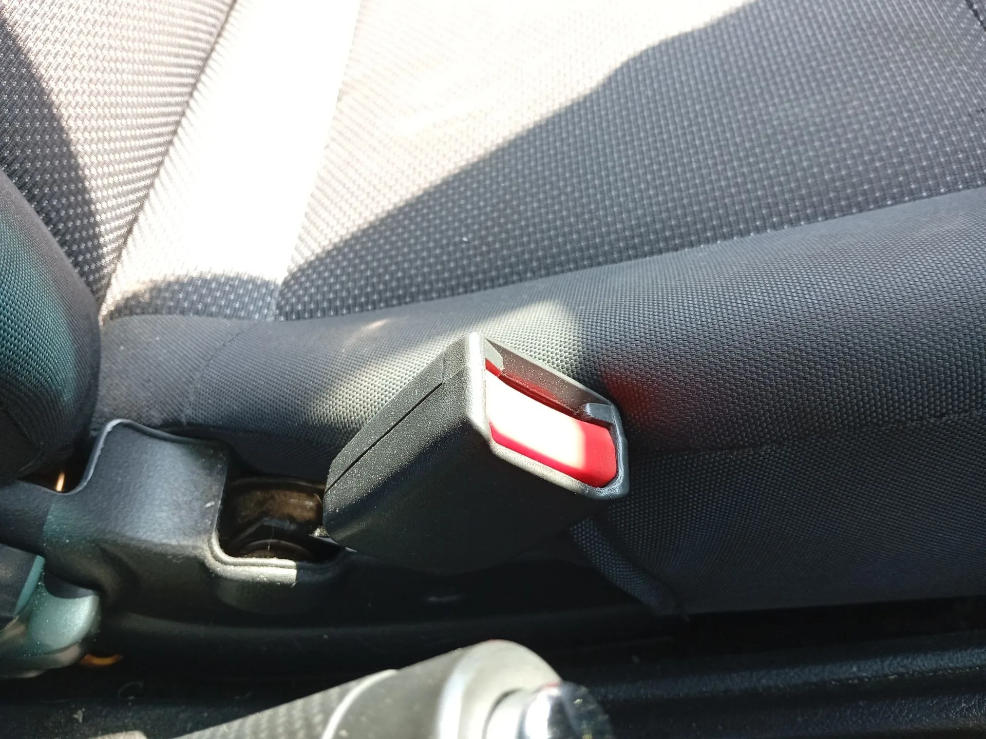 Enganche Cinturon Delantero Izquierdo para Chevrolet Aveo / Kalos Hatchback (T250, T255)