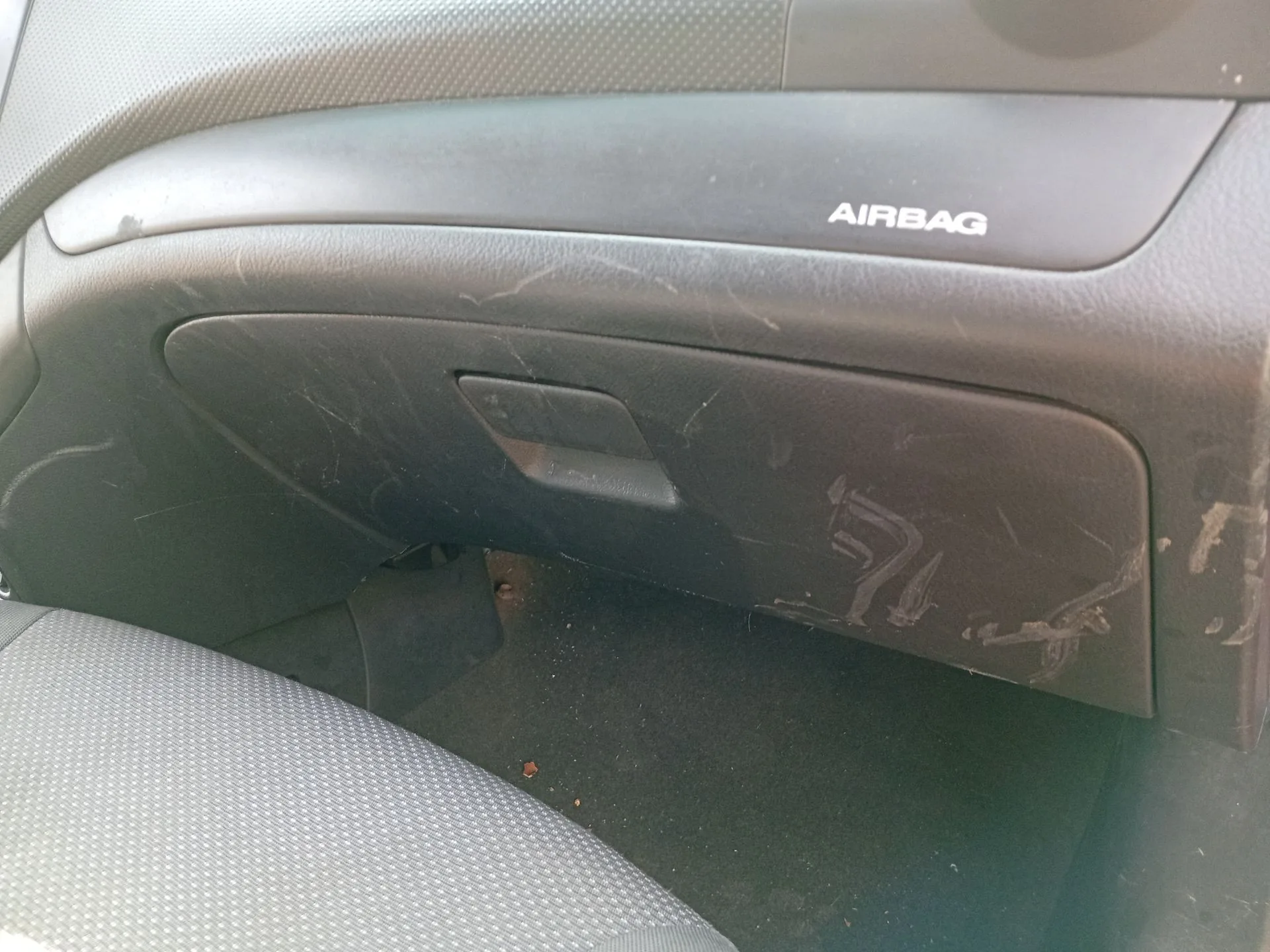 Guantera para Chevrolet Aveo / Kalos Hatchback (T250, T255)