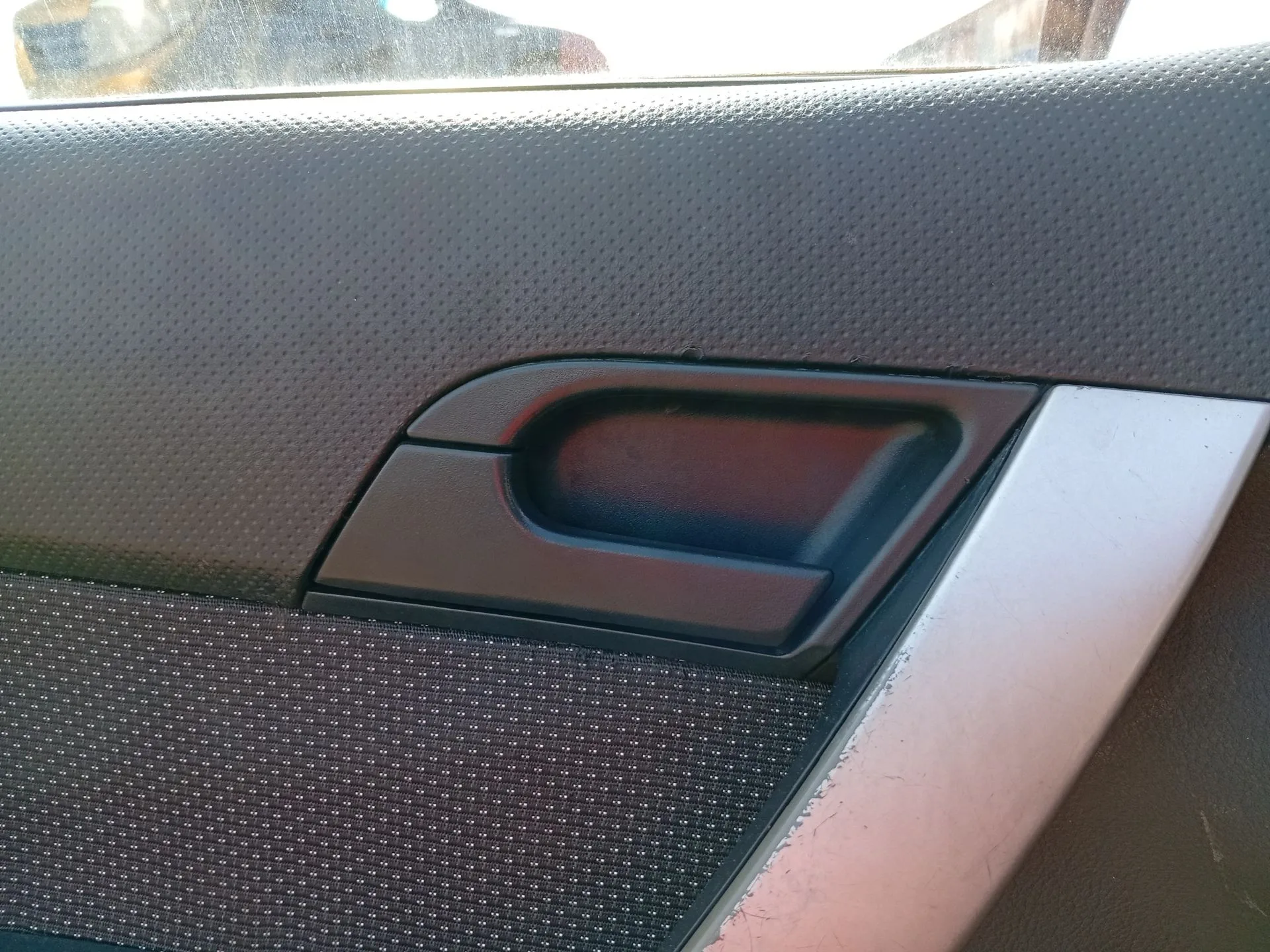 Maneta Interior Delantera Izquierda para Chevrolet Aveo / Kalos Hatchback (T250, T255)