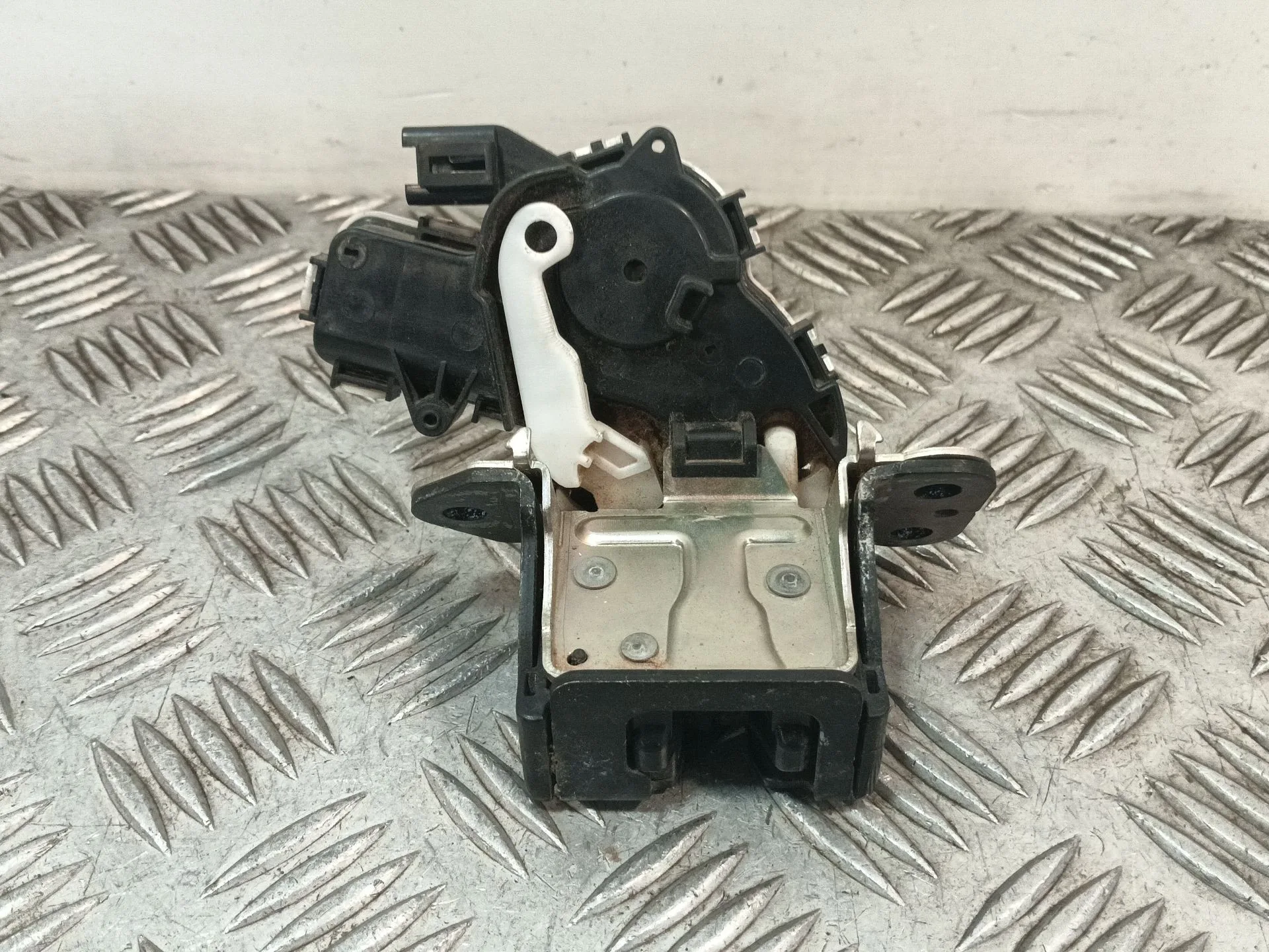 Cerradura Maletero / Porton para Mazda 3 Berlina (Bp)
