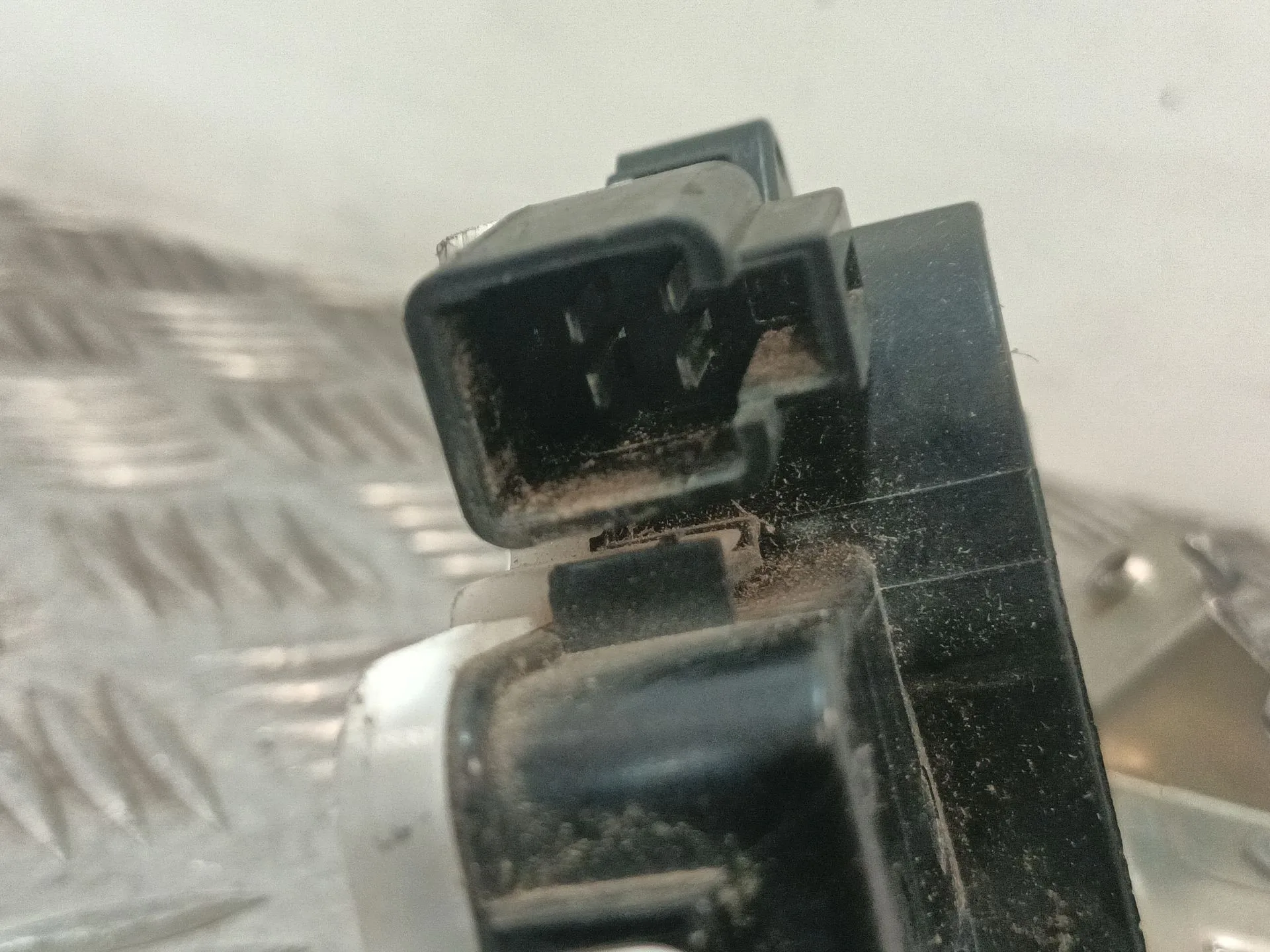 Cerradura Maletero / Porton para Mazda 3 Berlina (Bp)