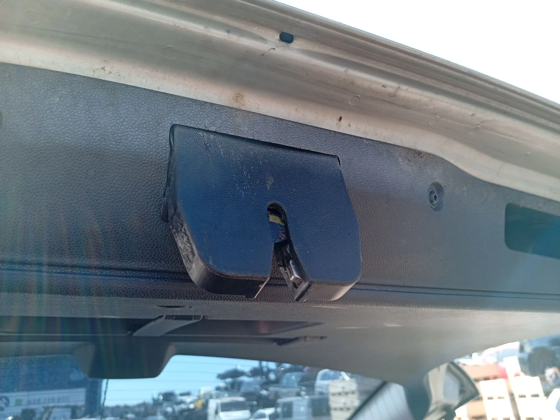 Cerradura Maletero / Porton para Opel Zafira / Zafira Family B (A05)
