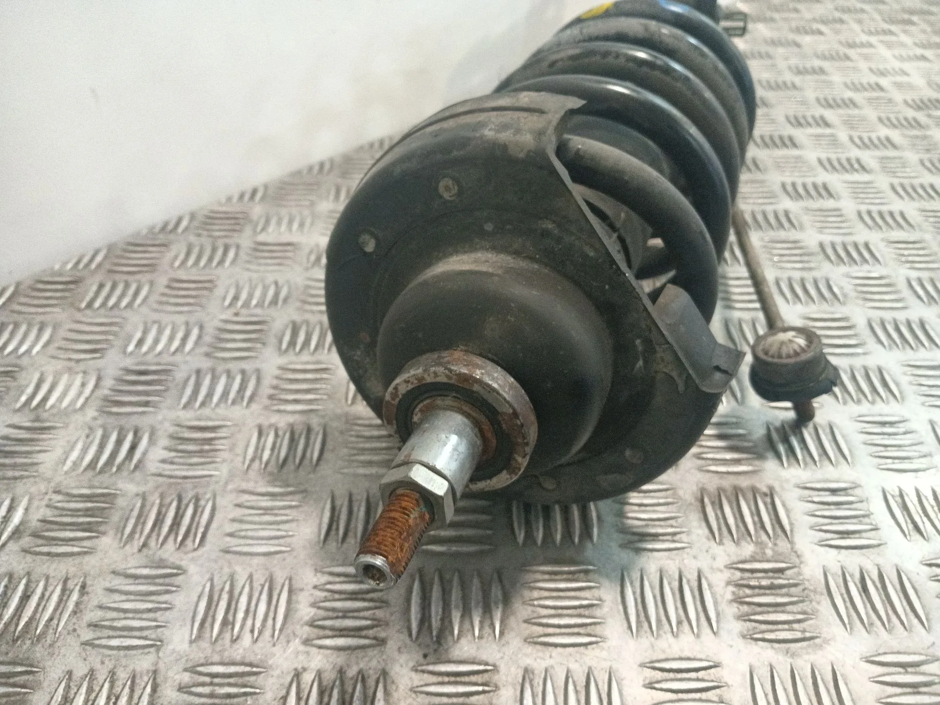Amortiguador Delantero Izquierdo para Nissan Primastar (X..)