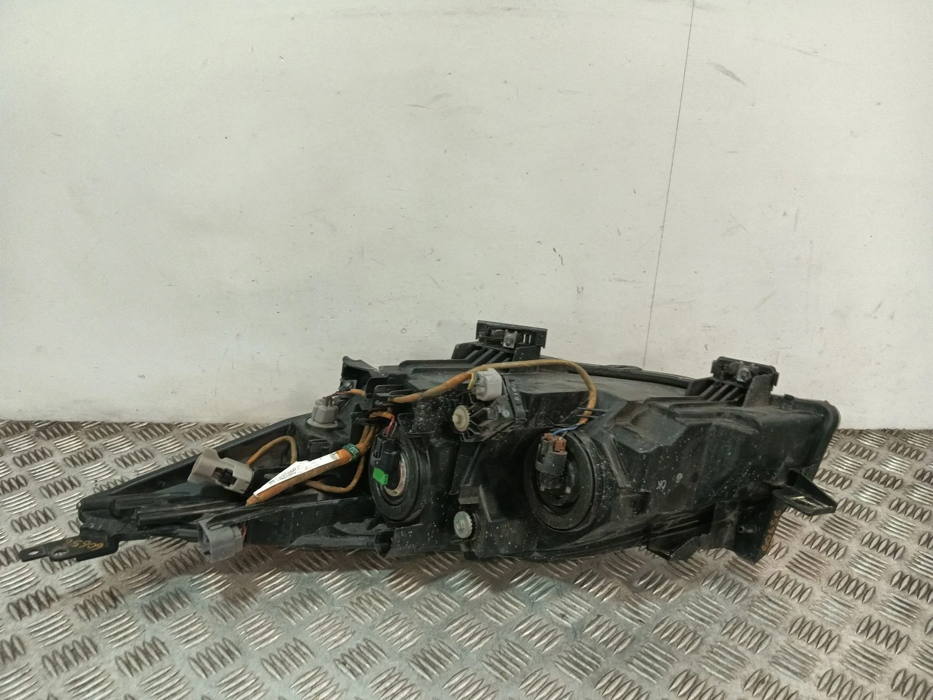 Faro Derecho para Mazda 3 Sedan (Bl)