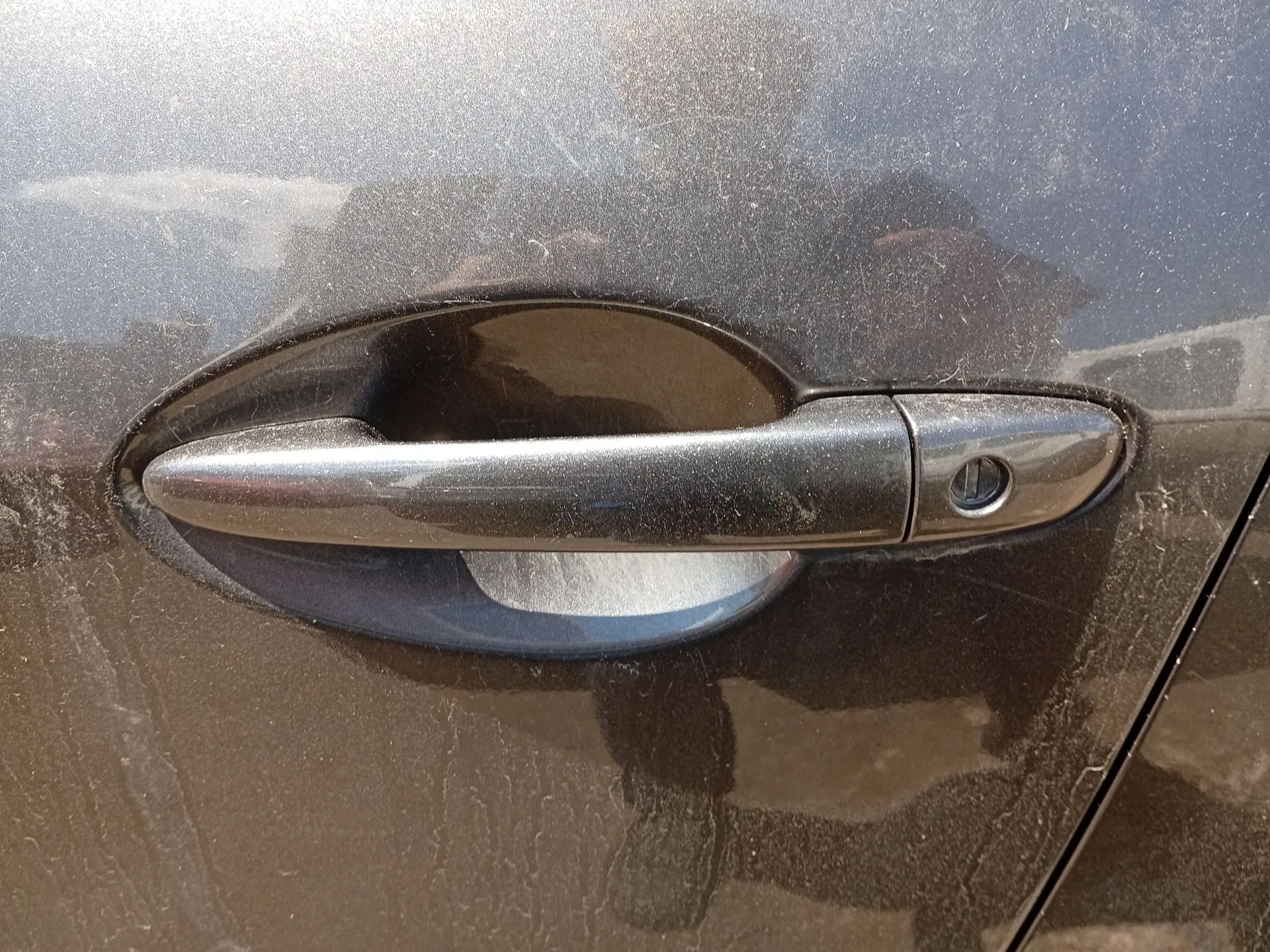 Maneta Exterior Delantera Izquierda para Mazda 3 Sedan (Bl)
