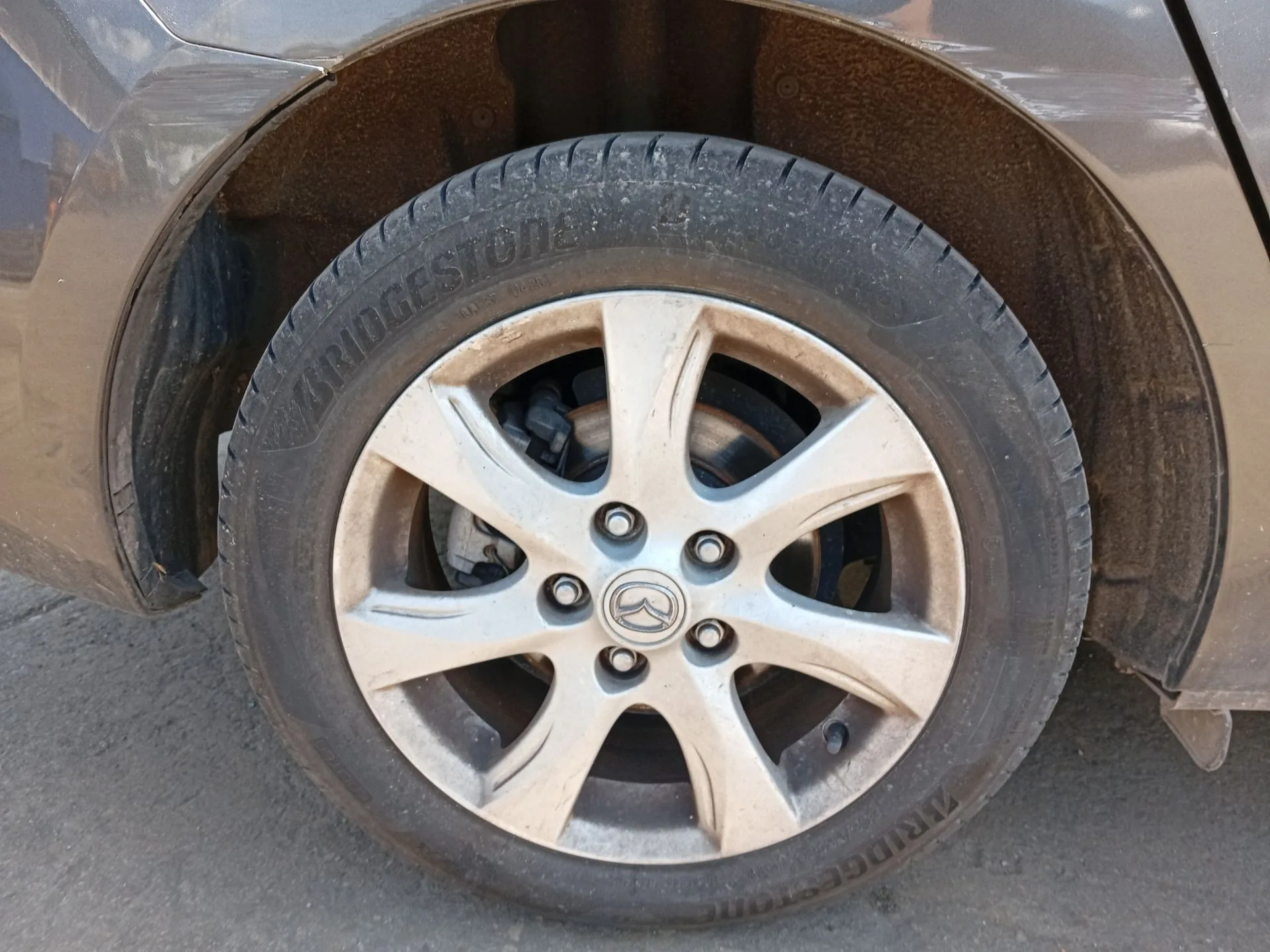 Mangueta Trasera Derecha para Mazda 3 Sedan (Bl)