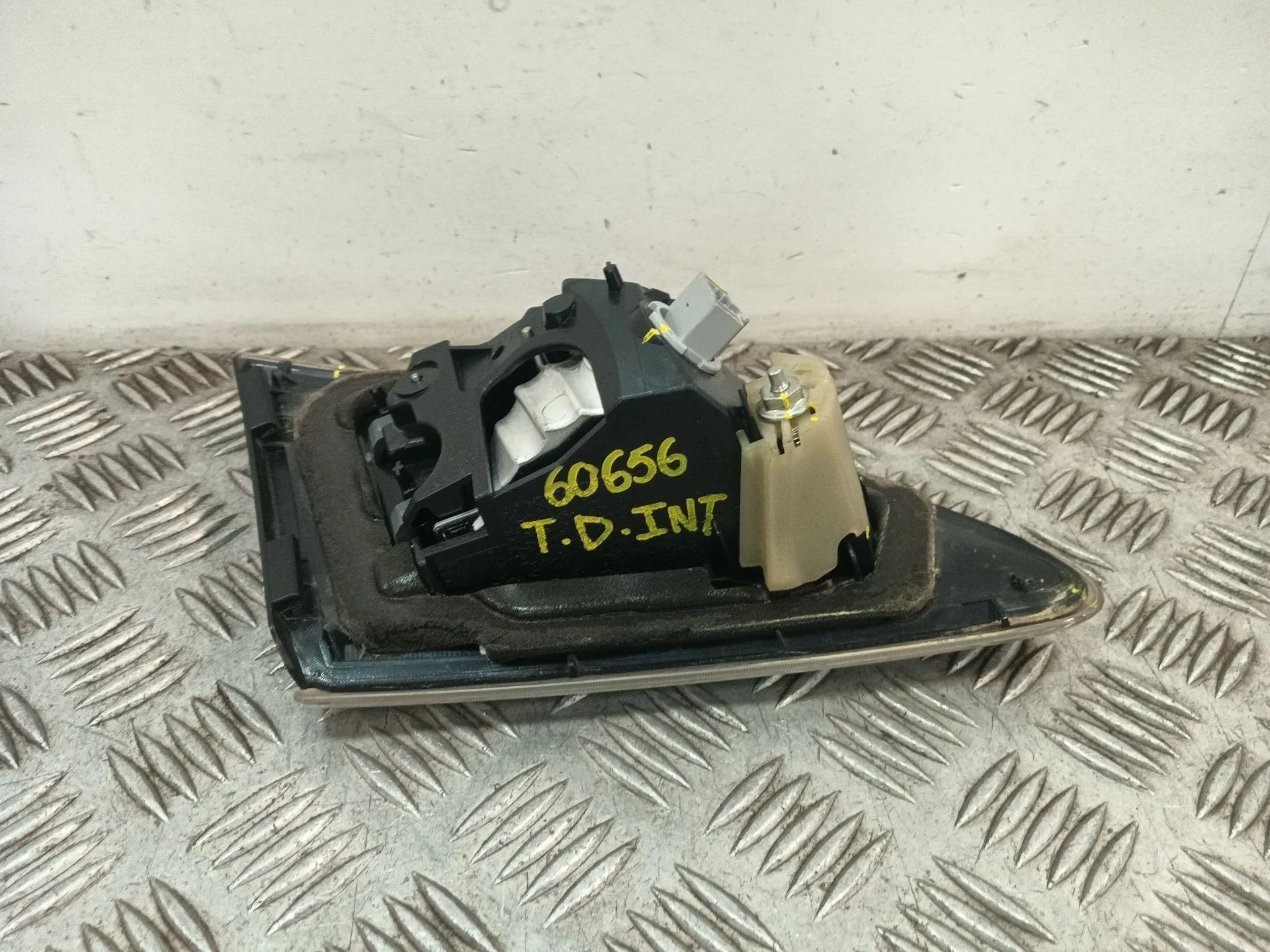Piloto Trasero Derecho Interior para Mazda 3 Sedan (Bl)