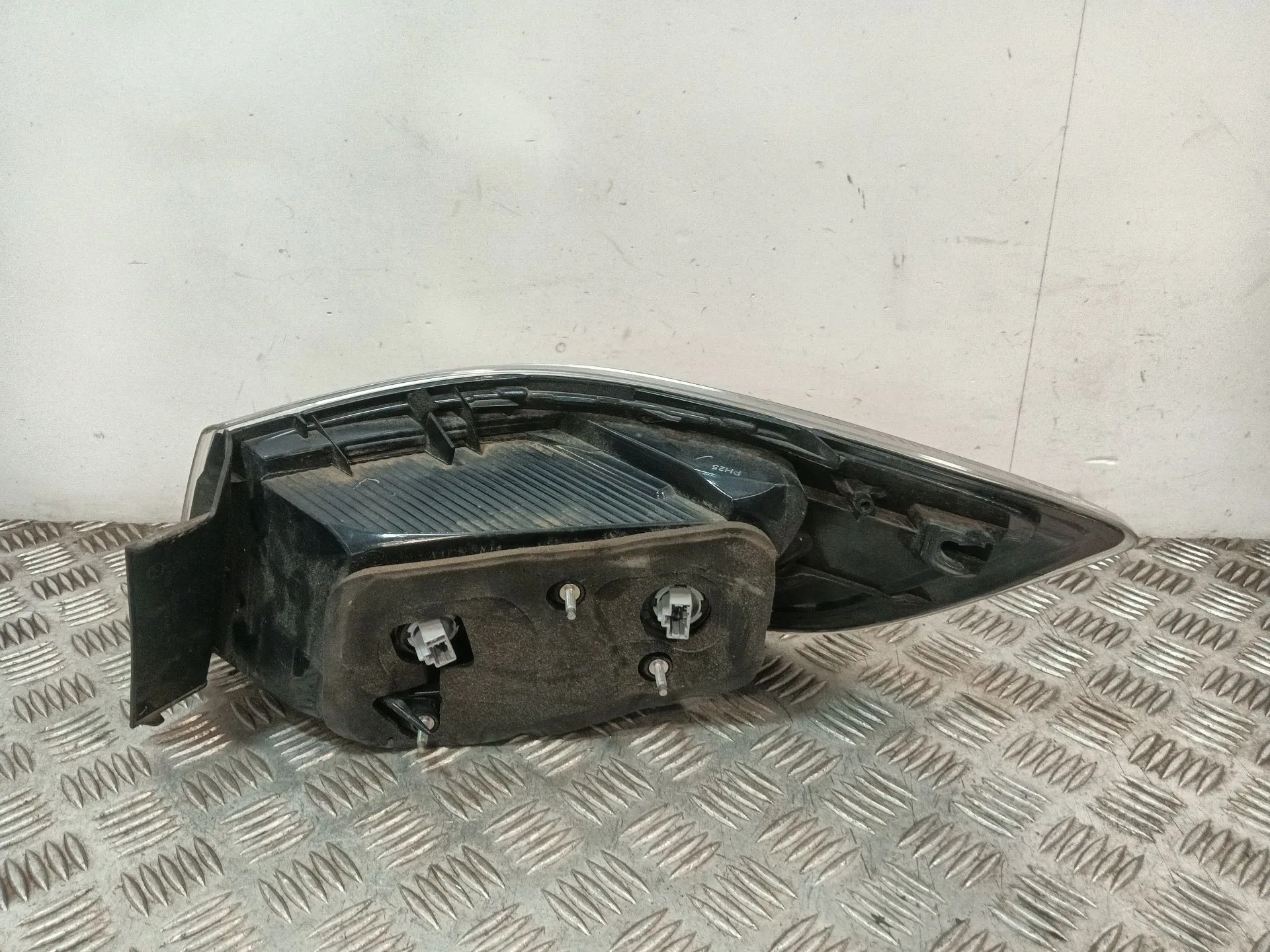 Piloto Trasero Izquierdo para Mazda 3 Sedan (Bl)