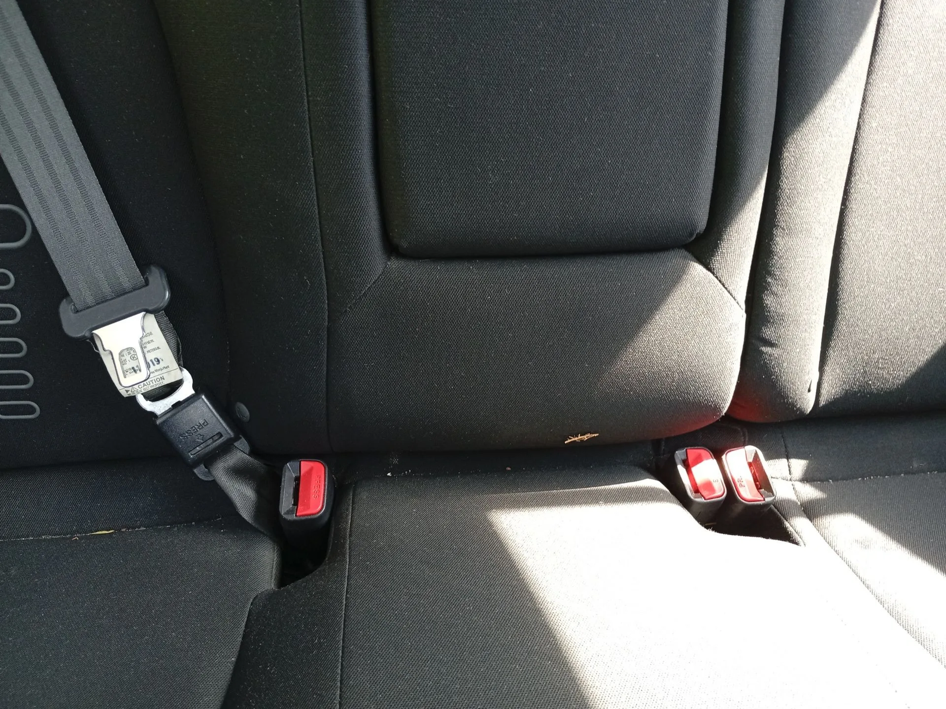 Enganche Cinturon Trasero Central para Kia Sportage Iii (Sl)