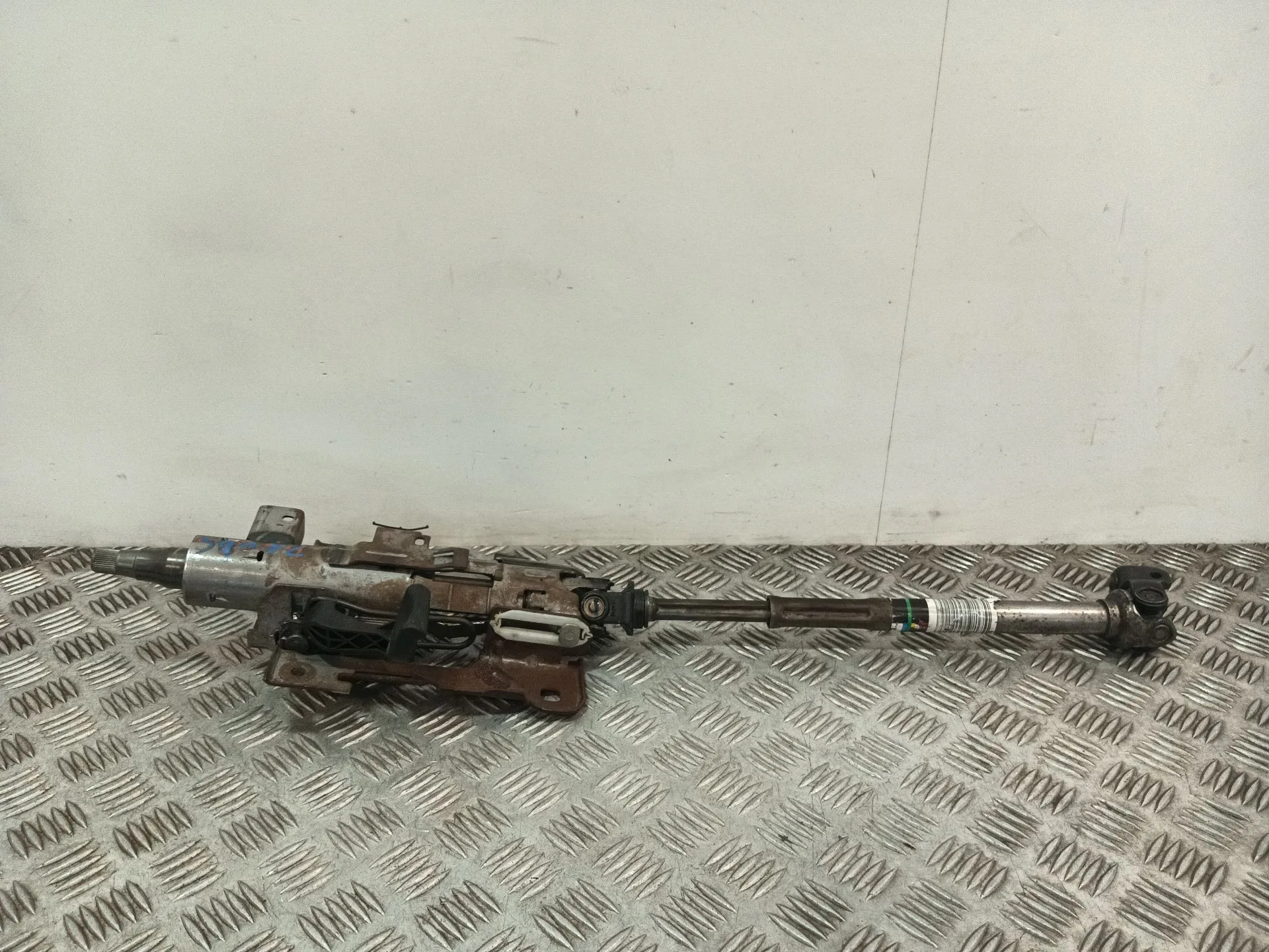 Columna Direccion para Peugeot 208