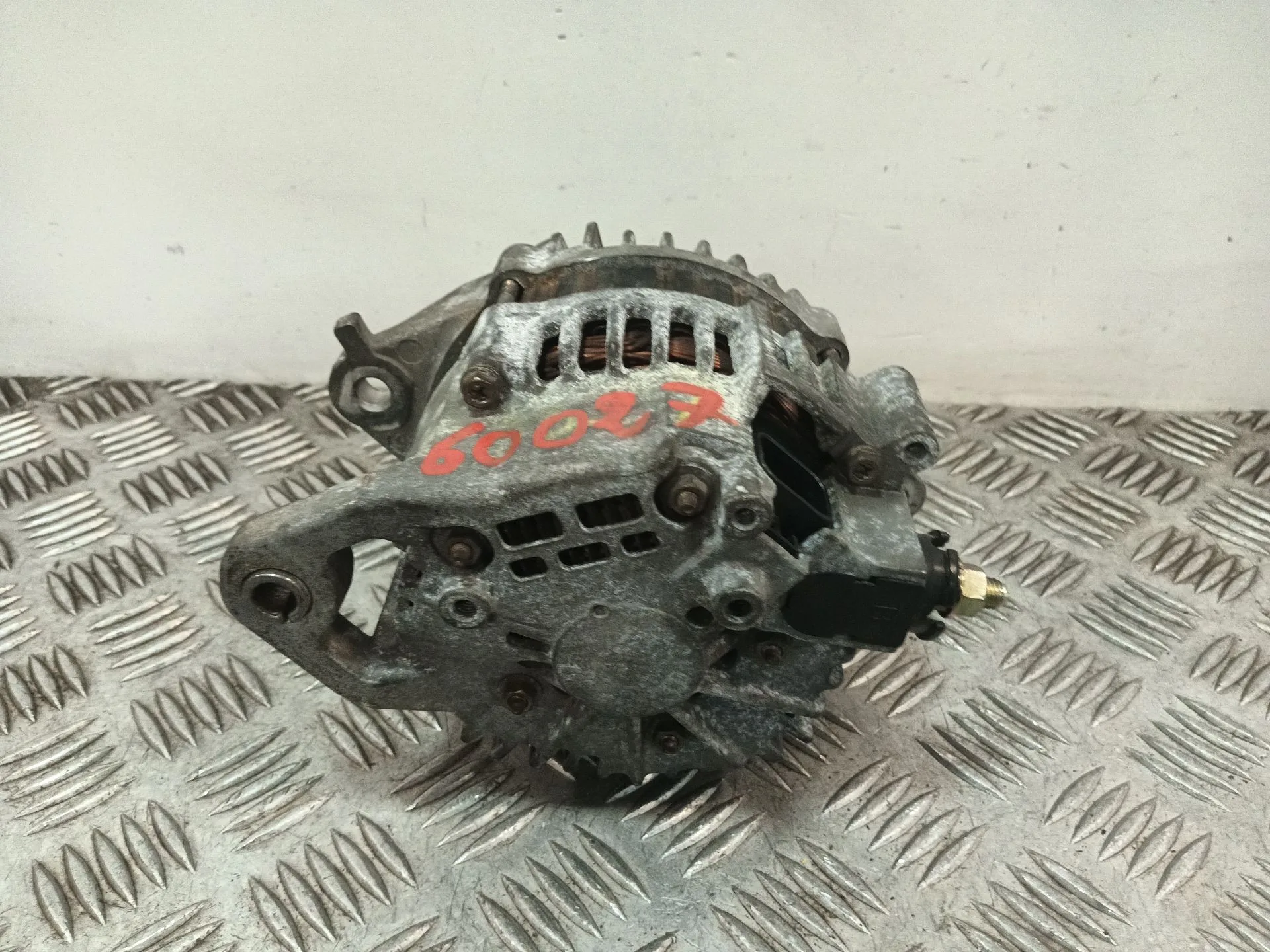 Alternador para Nissan Almera Ii Hatchback (N16)