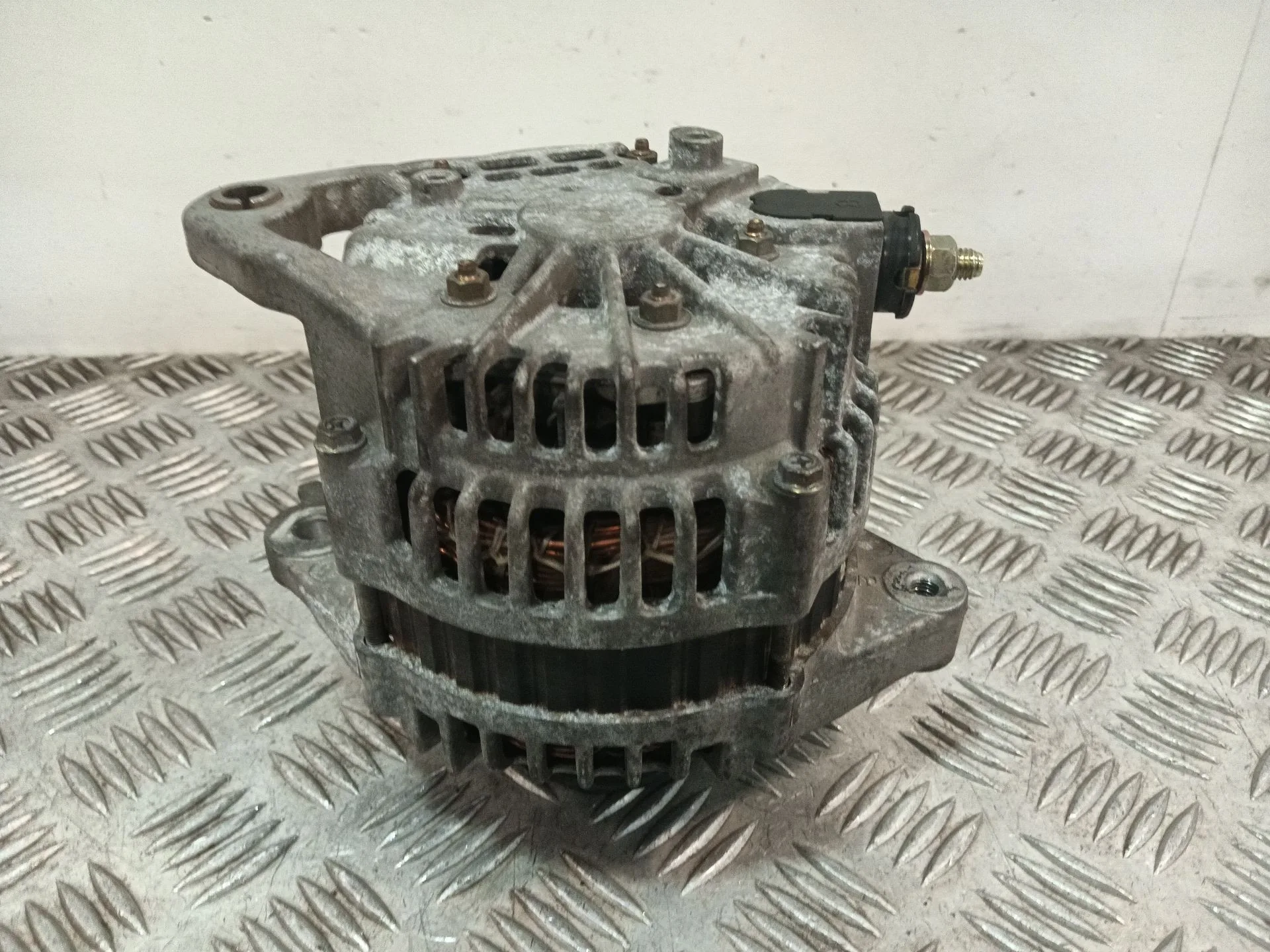 Alternador para Nissan Almera Ii Hatchback (N16)