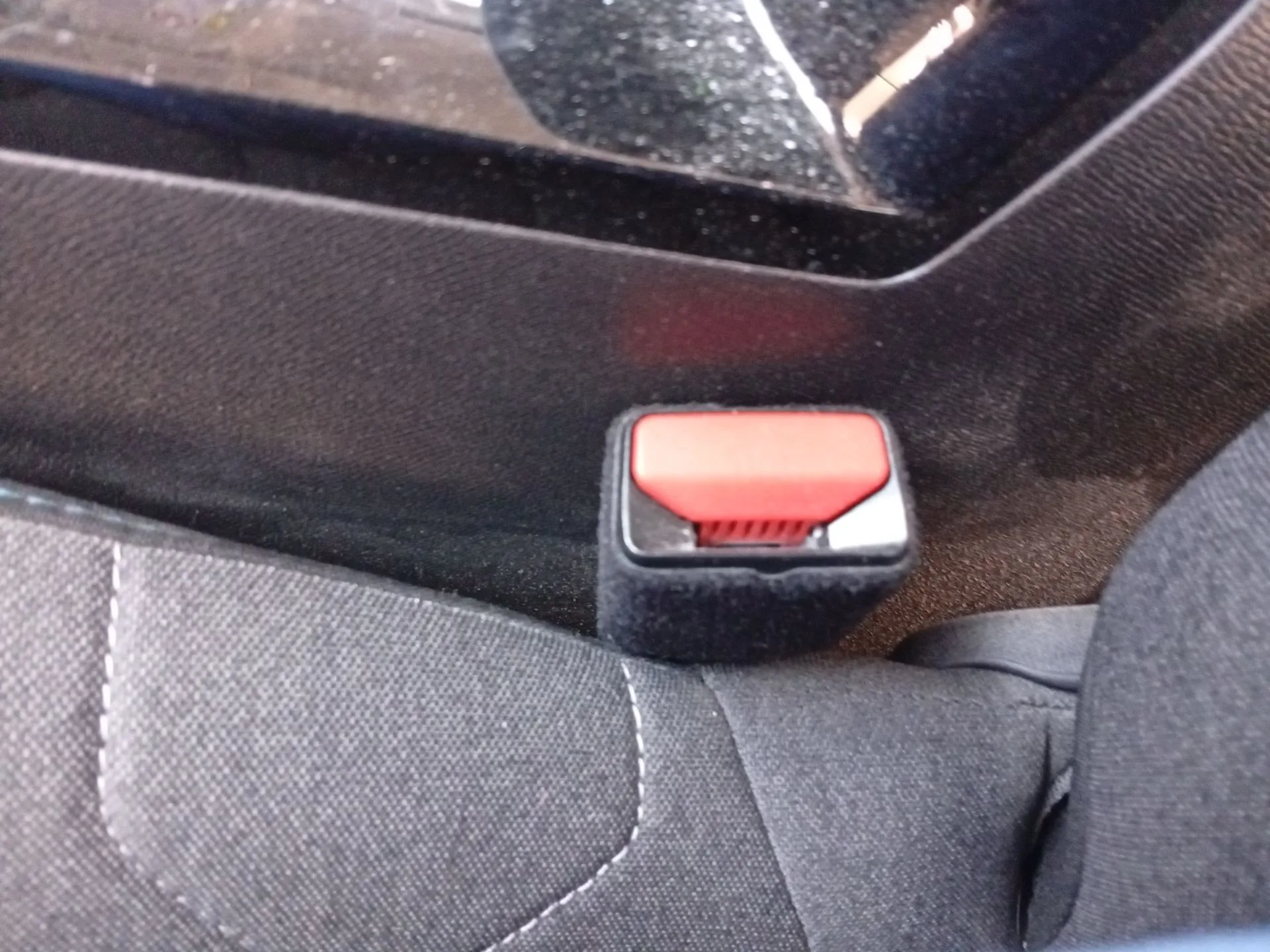 Enganche Cinturon Delantero Izquierdo para Citroën C4 Iii (Ba_, Bb_, Bc_)